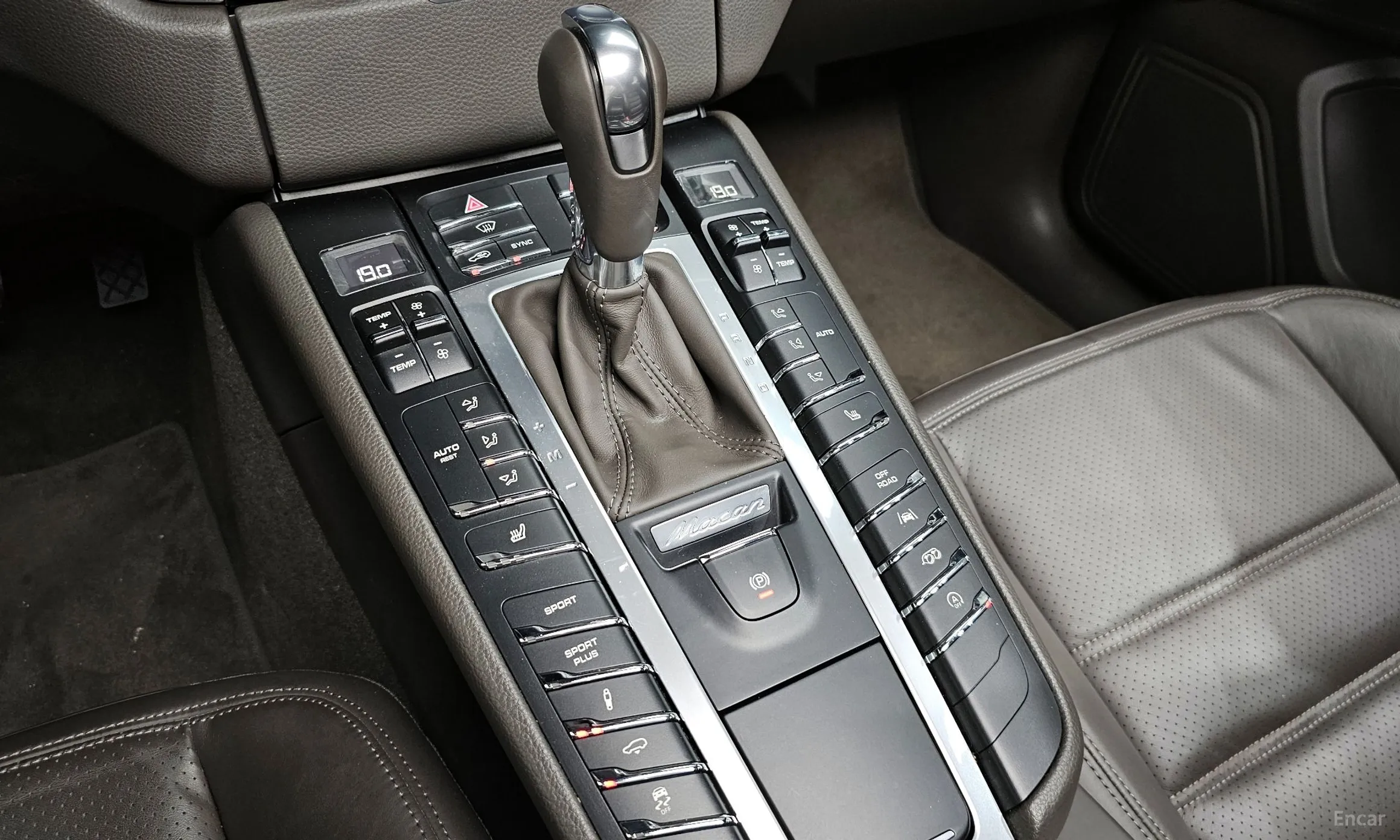 Porsche Macan превью 9