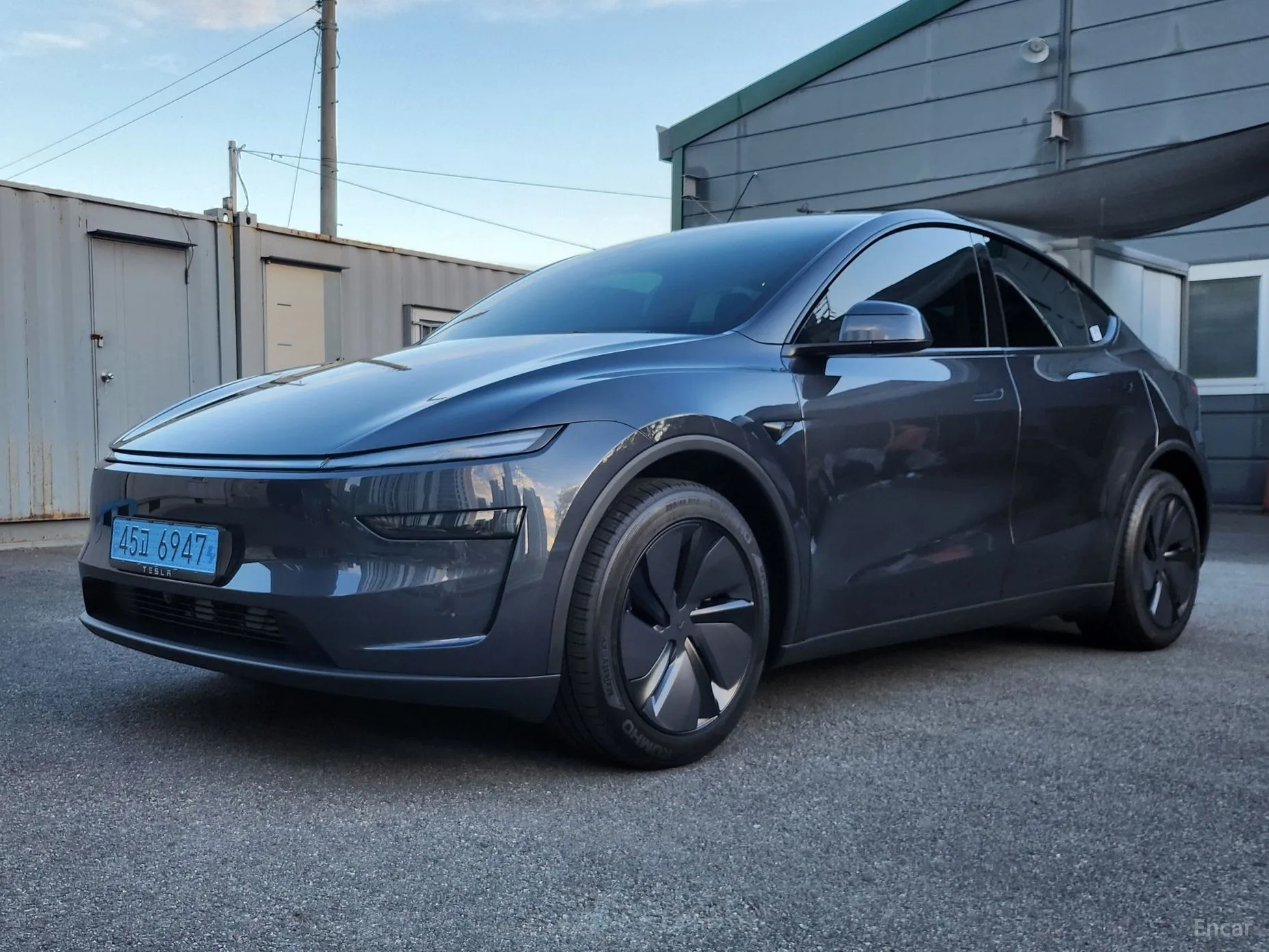 Tesla Model Y превью 3