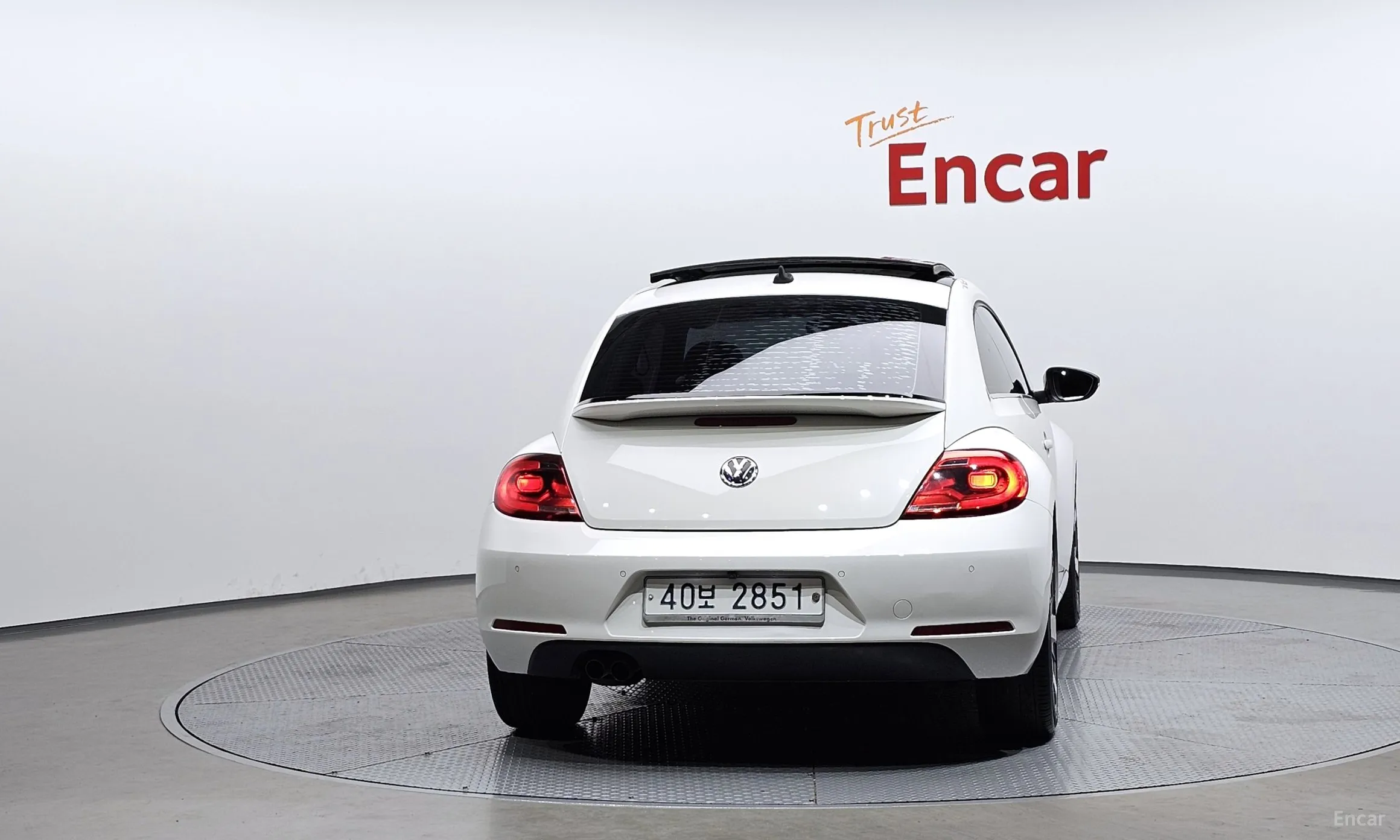 Volkswagen The Beetle превью 4