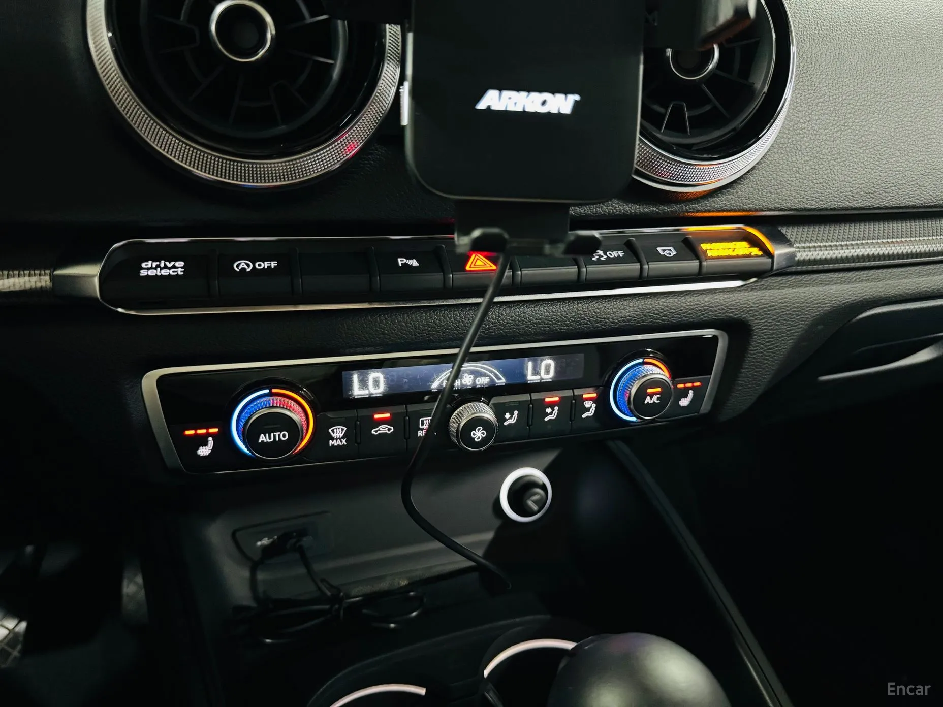 Audi New A3 превью 17