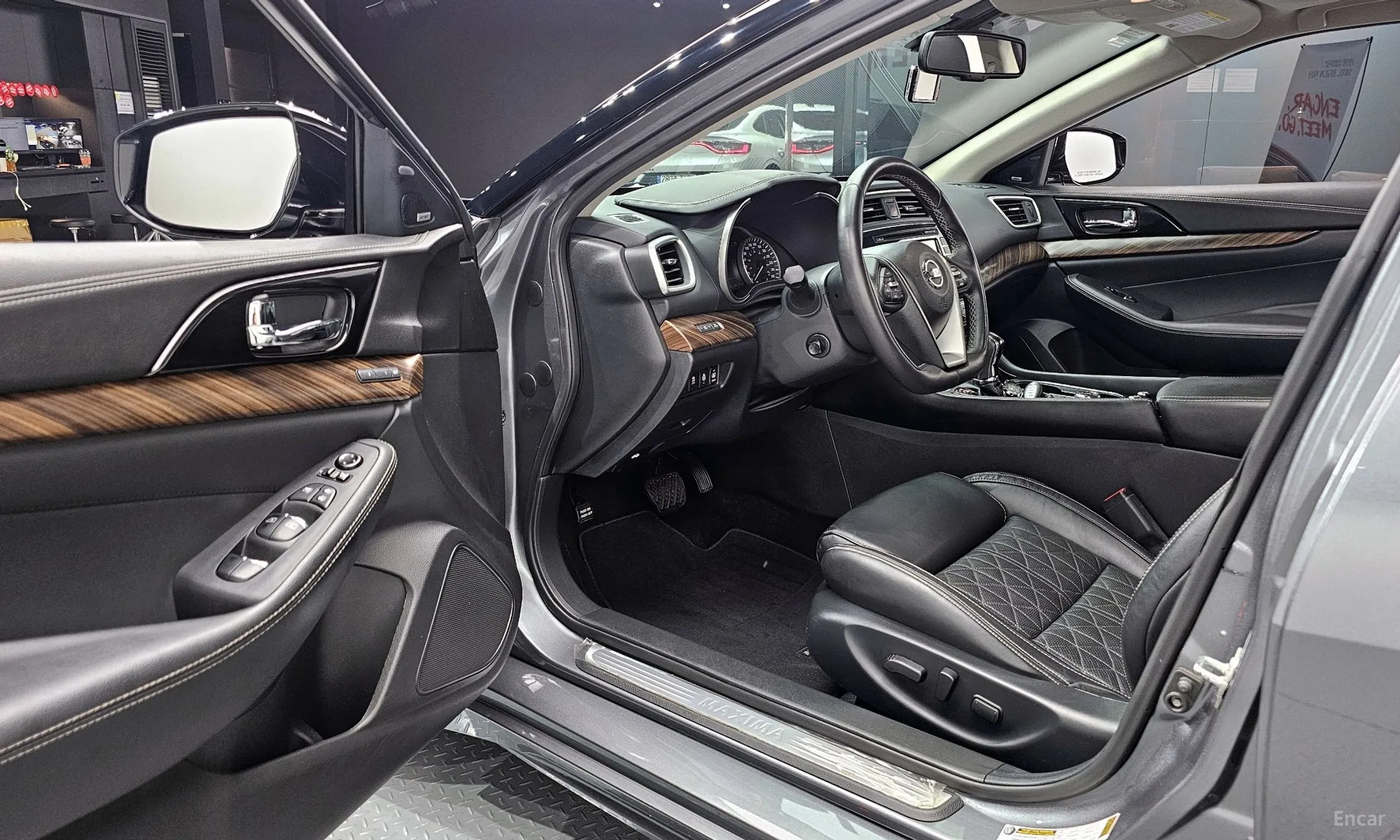 Nissan Maxima (A36) превью 10