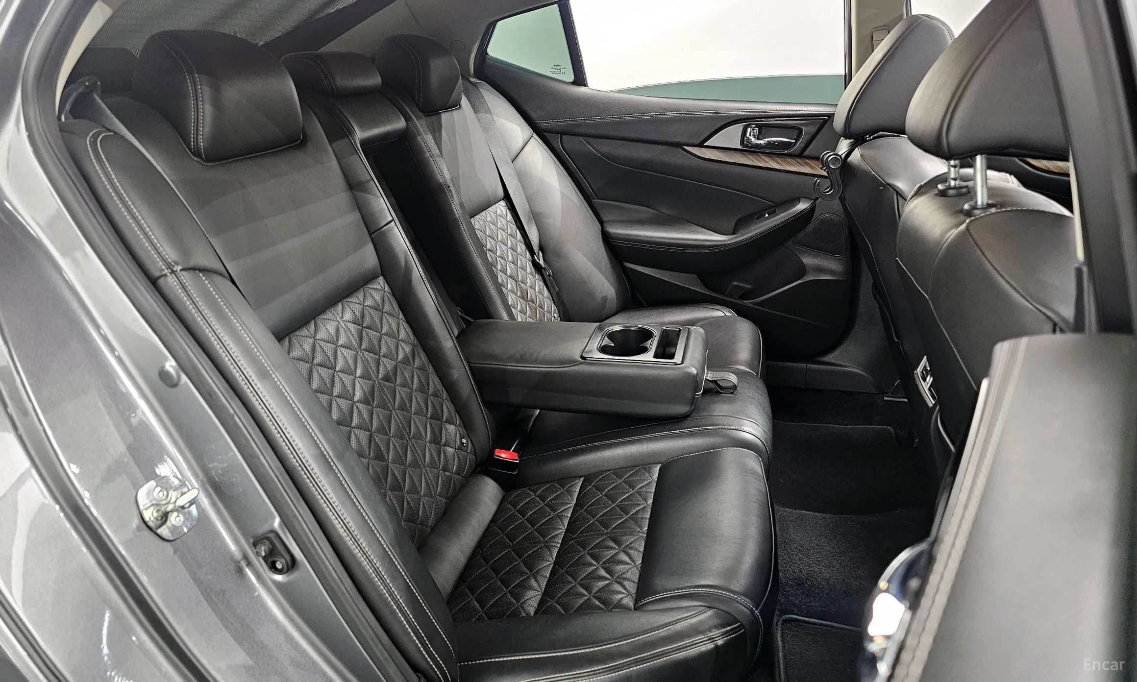 Nissan Maxima (A36) превью 12