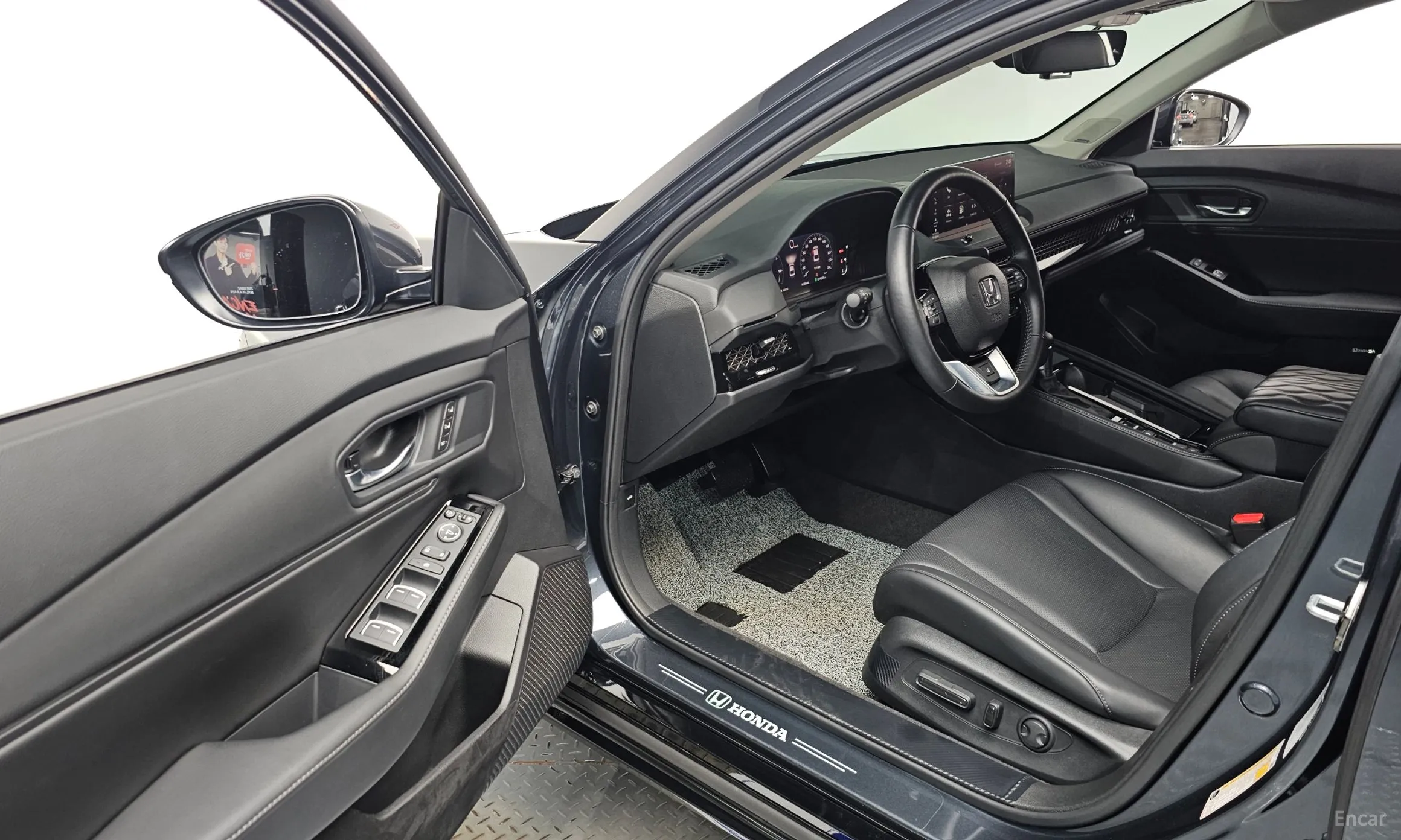 Honda Accord 11th Generation превью 11