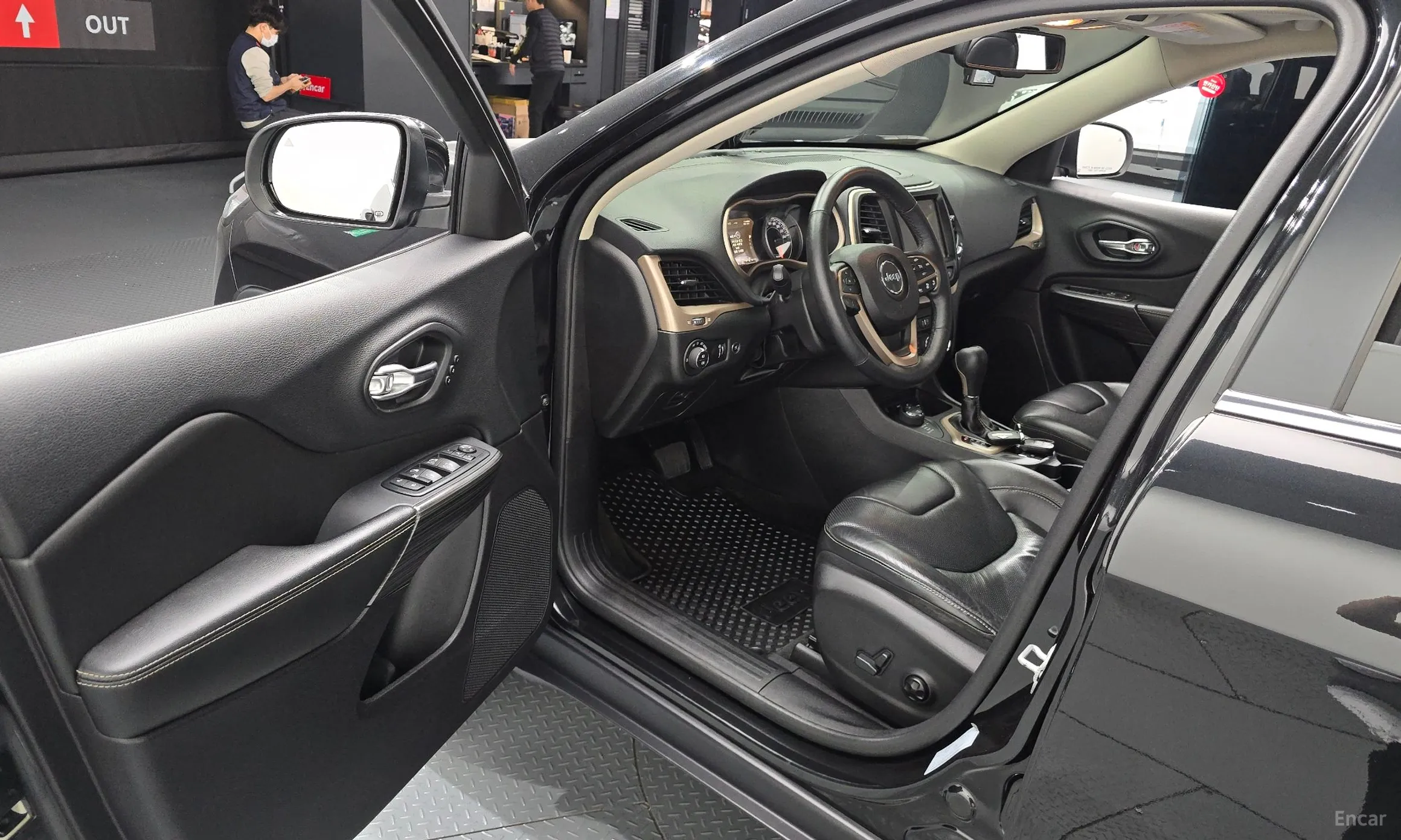 Jeep Cherokee (KL) превью 11