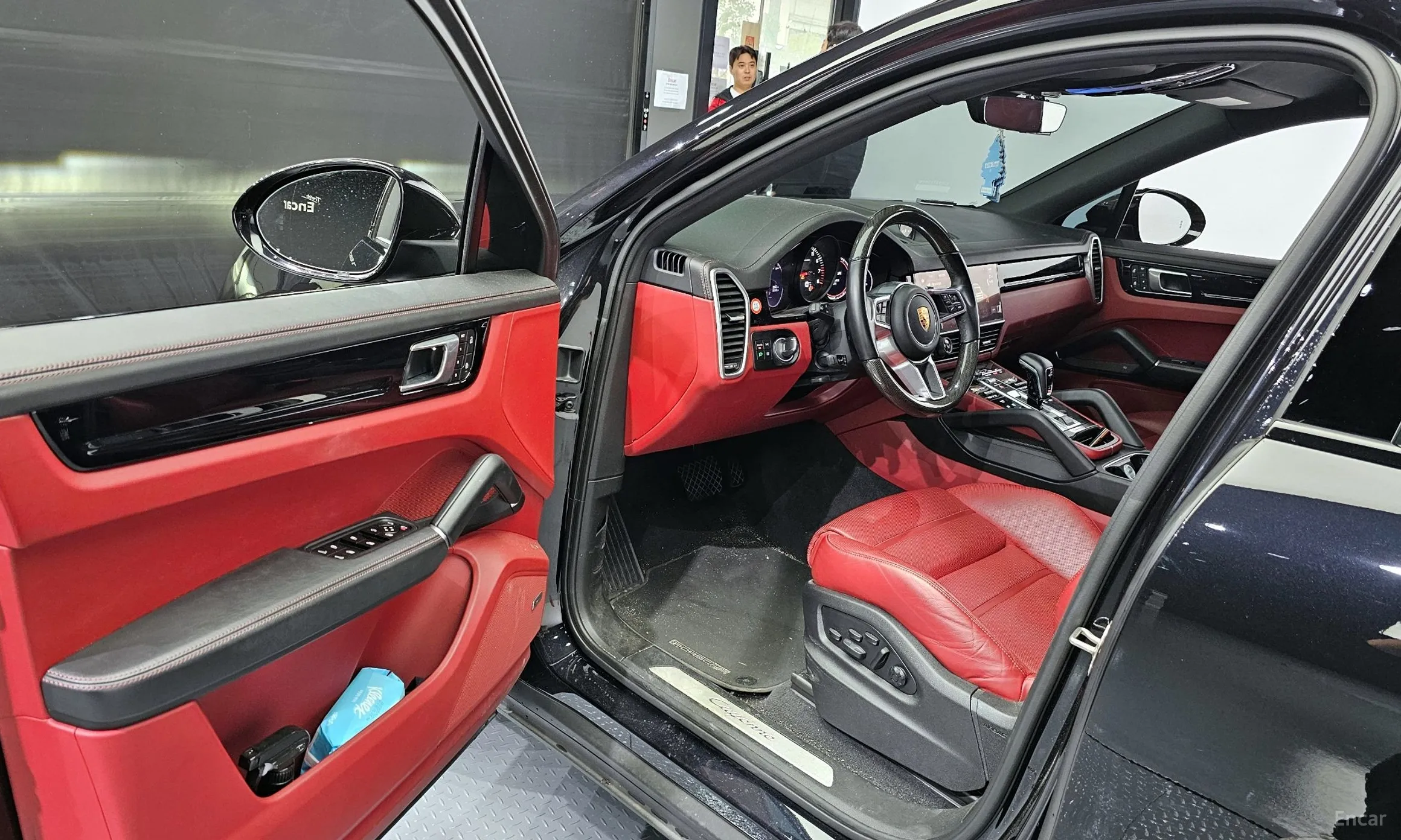Porsche Cayenne (PO536) превью 11