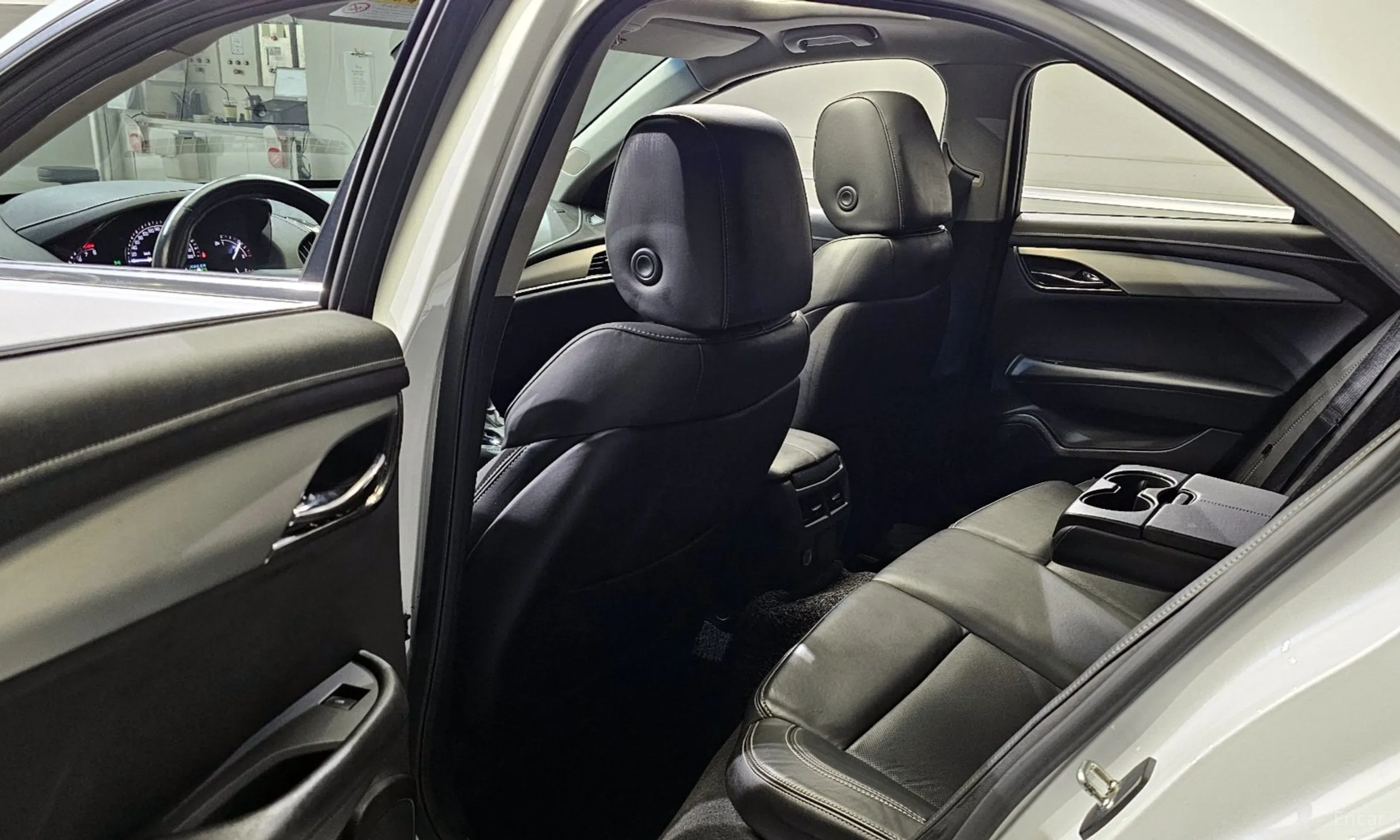 Cadillac Ats превью 11