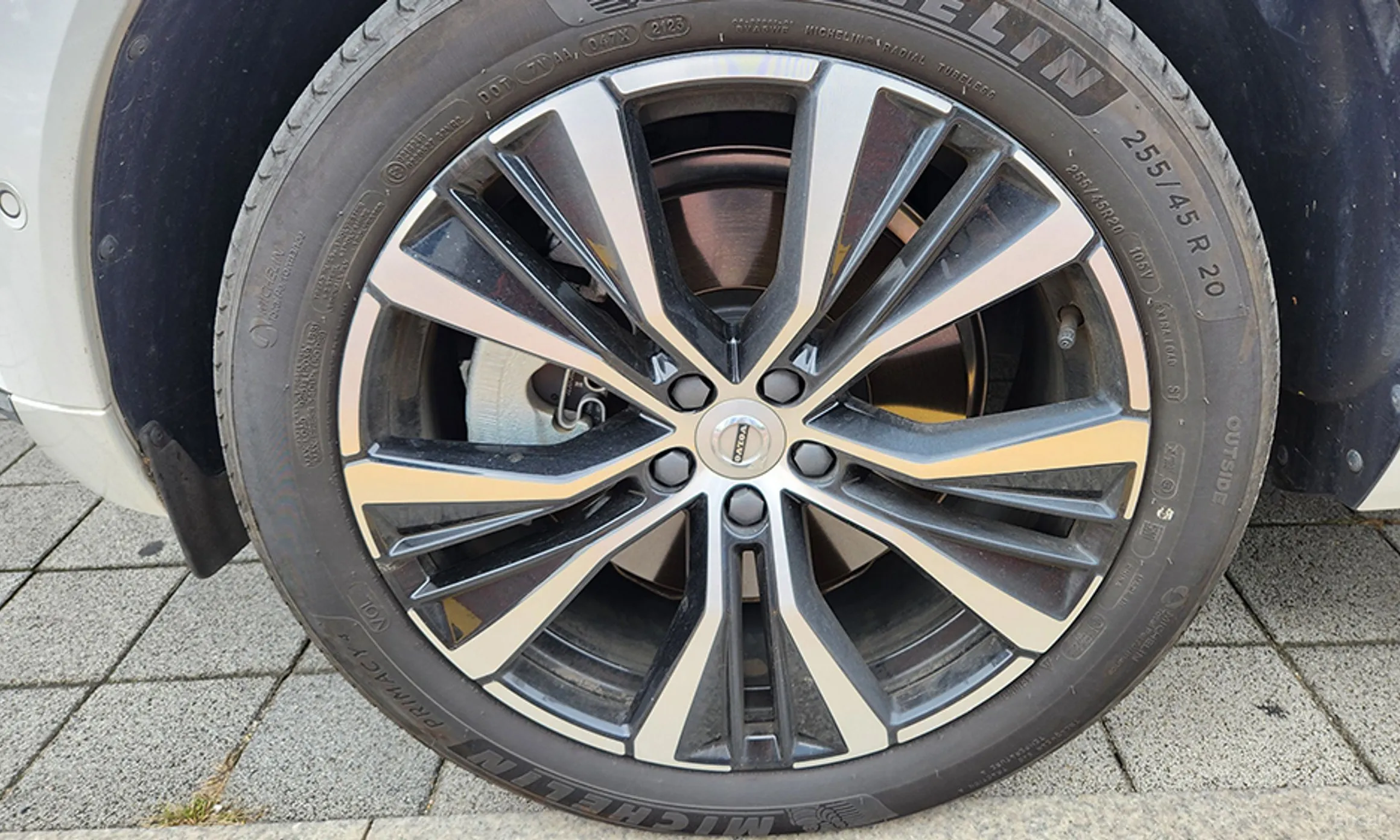 Volvo XC60 Gen 2 превью 20