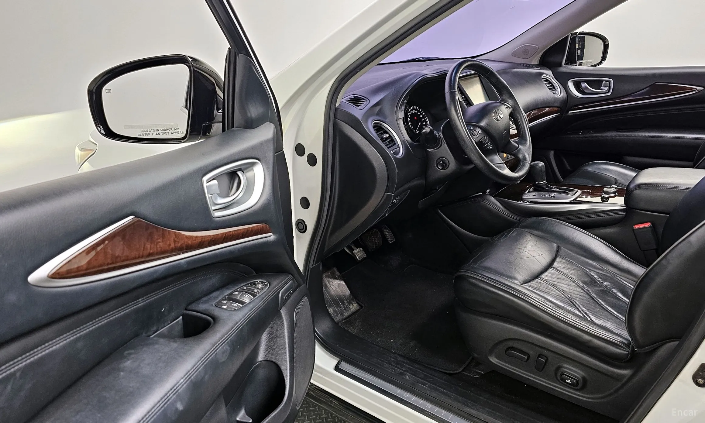 Infiniti QX60 превью 11
