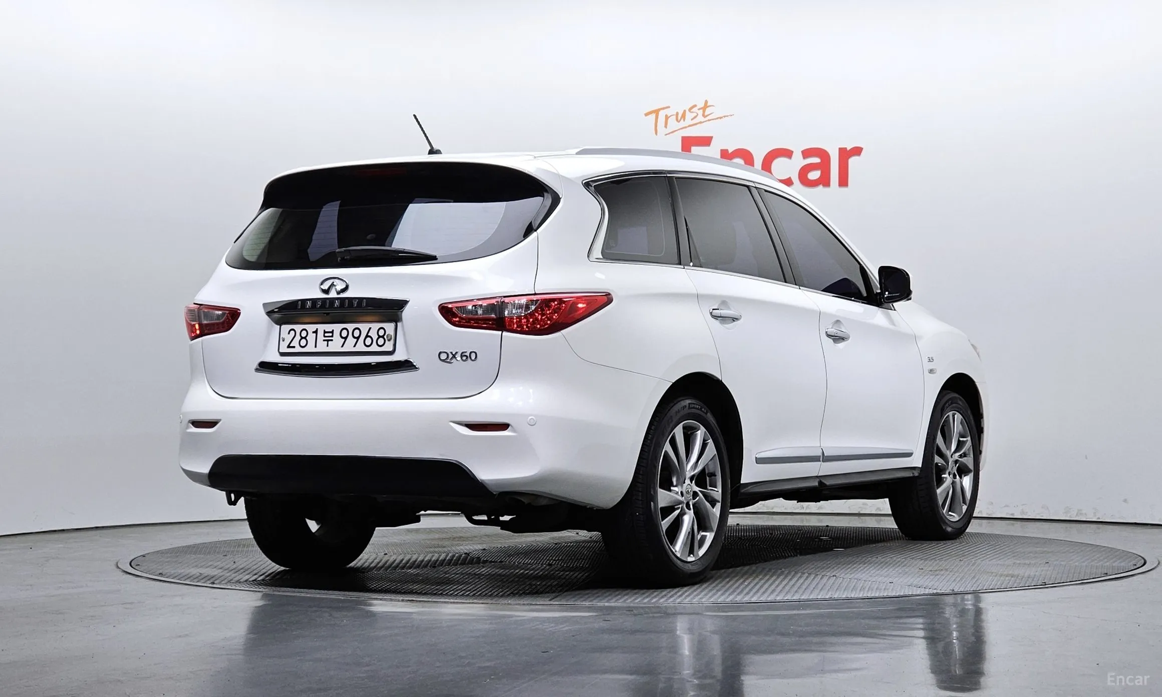 Infiniti QX60 превью 2