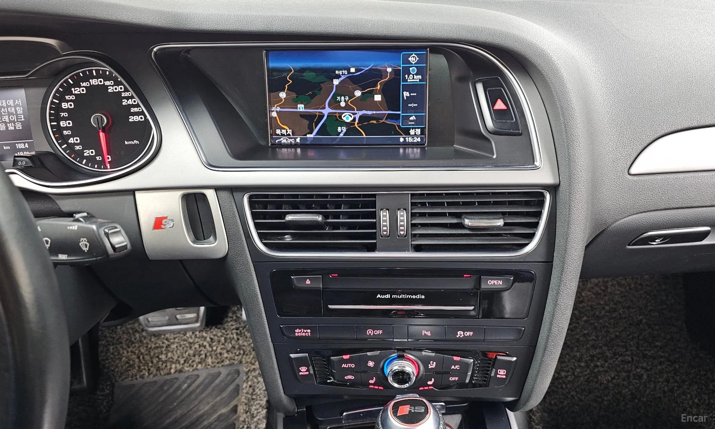 Audi New A4 превью 16