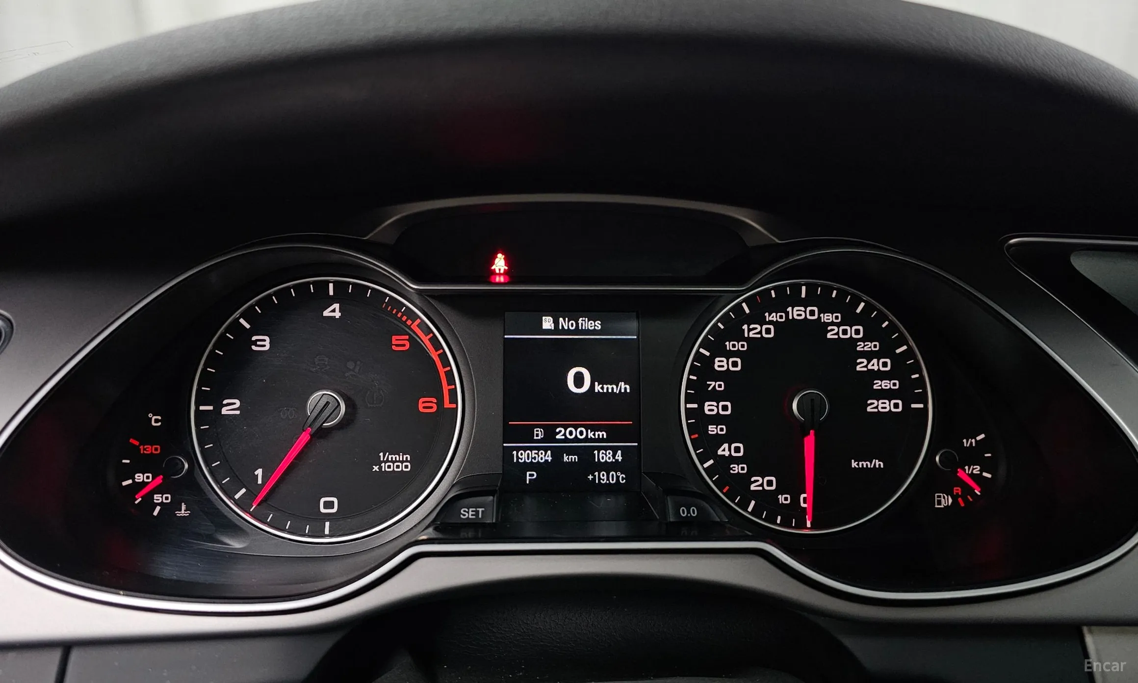Audi New A4 превью 8