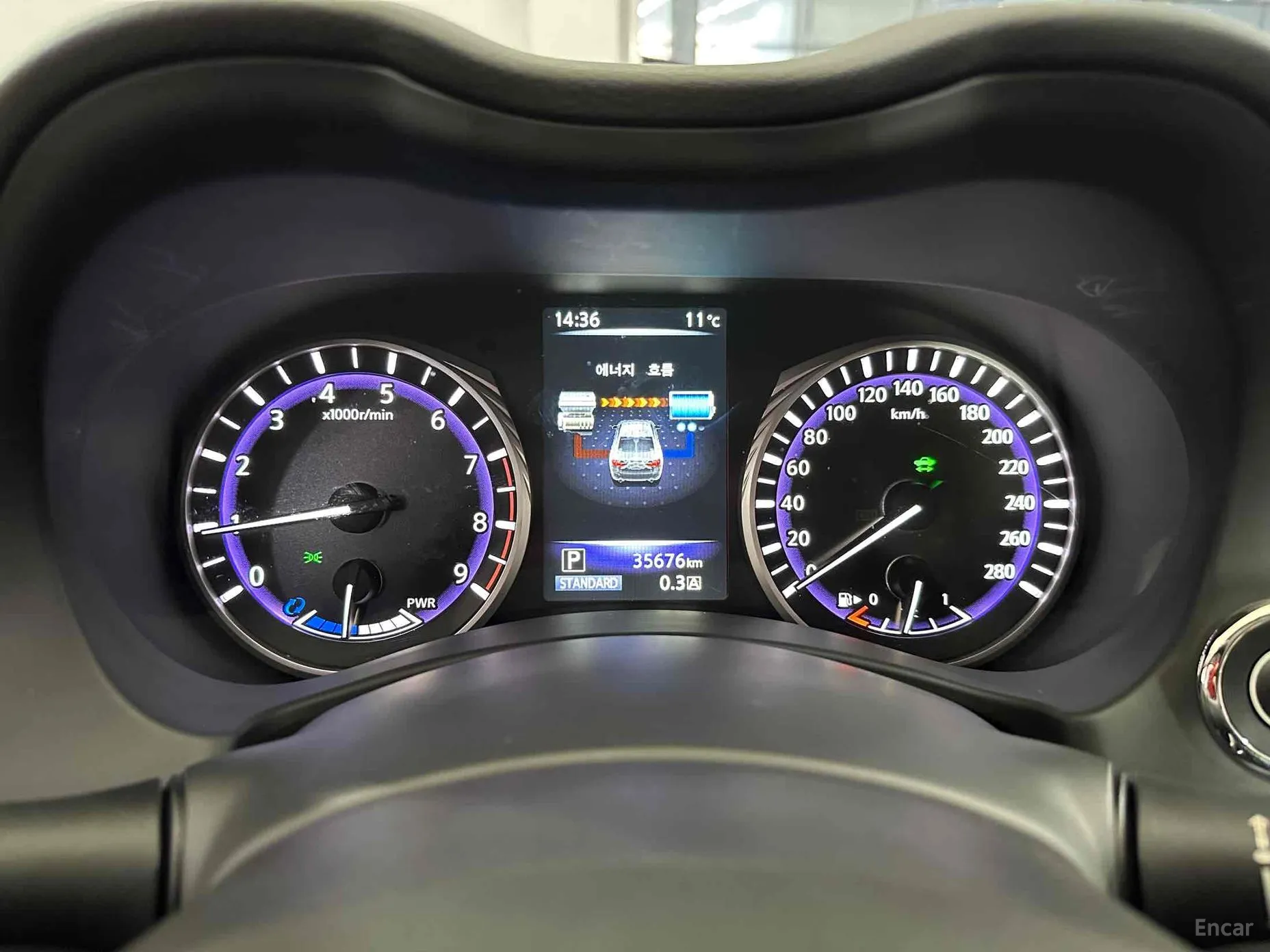 Infiniti Q50 превью 10