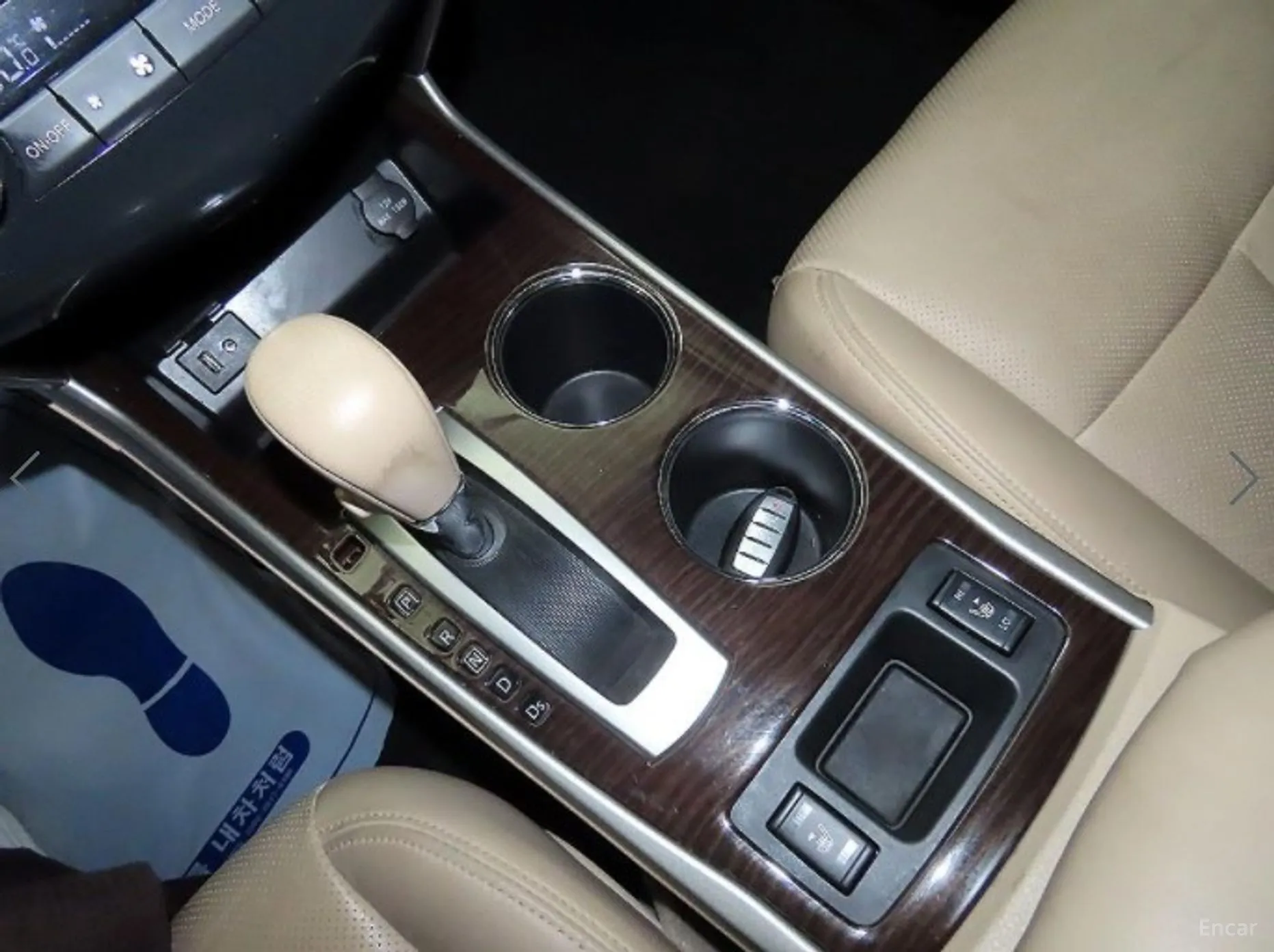 Nissan Altima превью 12