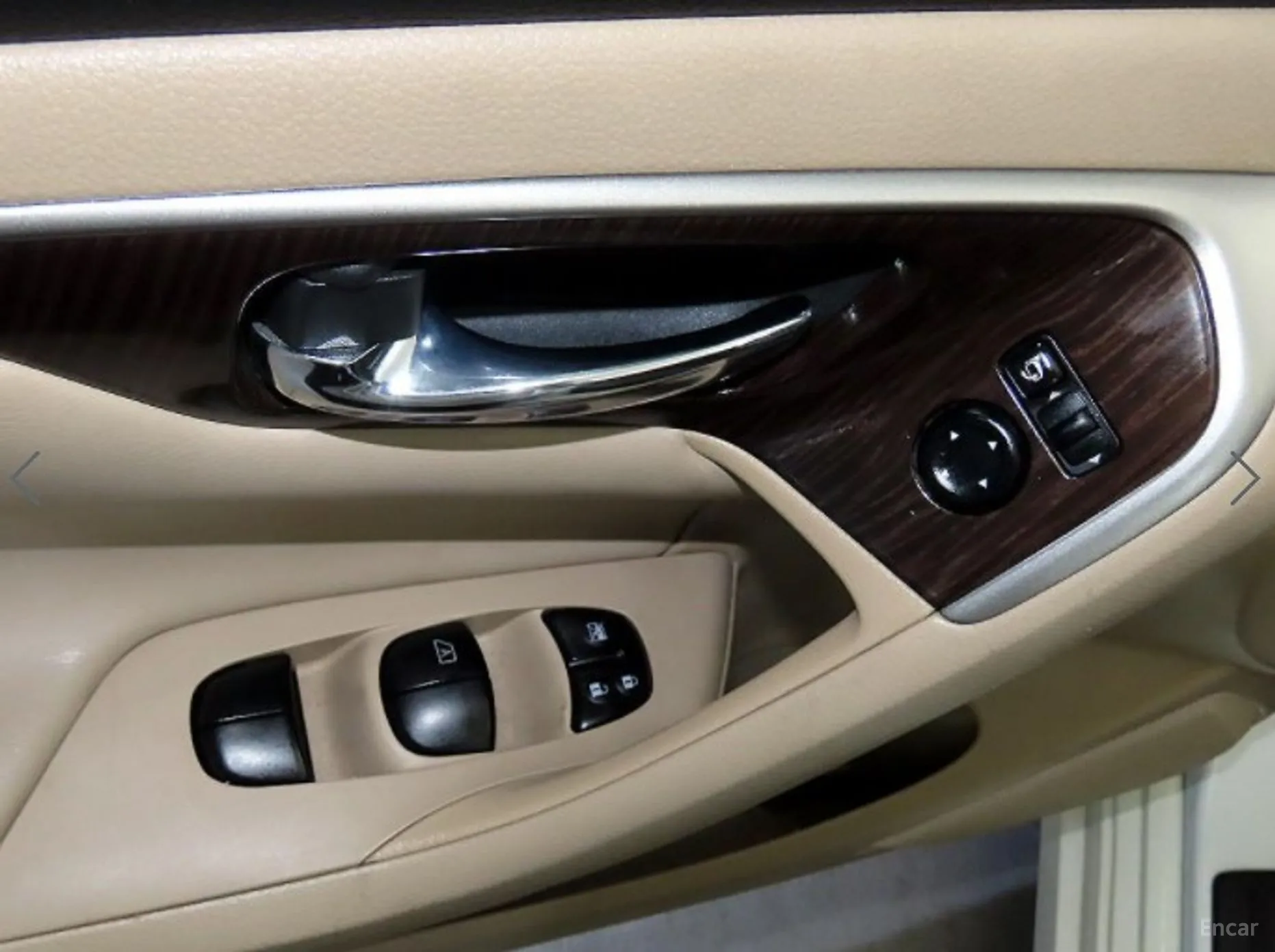 Nissan Altima превью 13