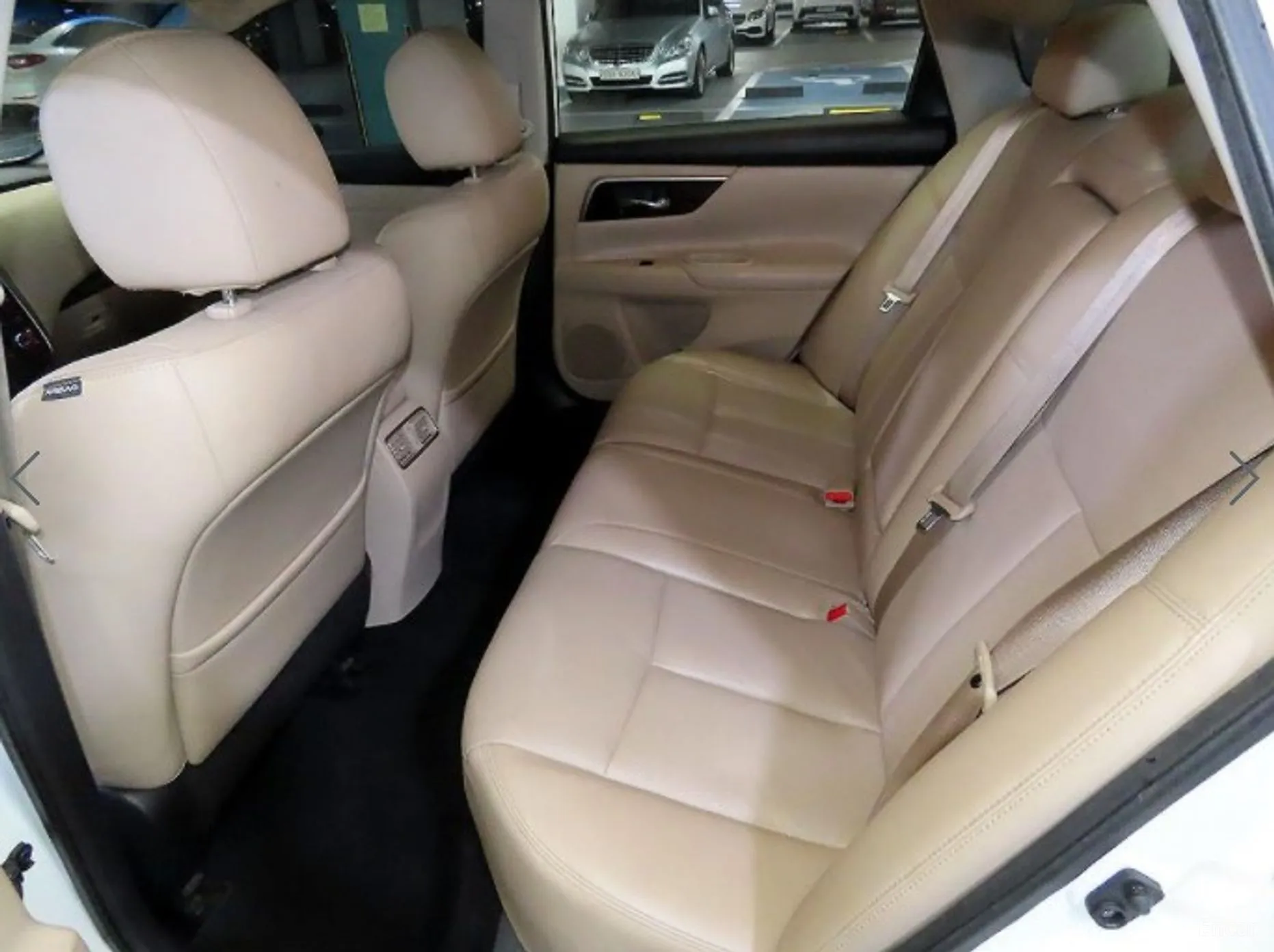 Nissan Altima превью 7