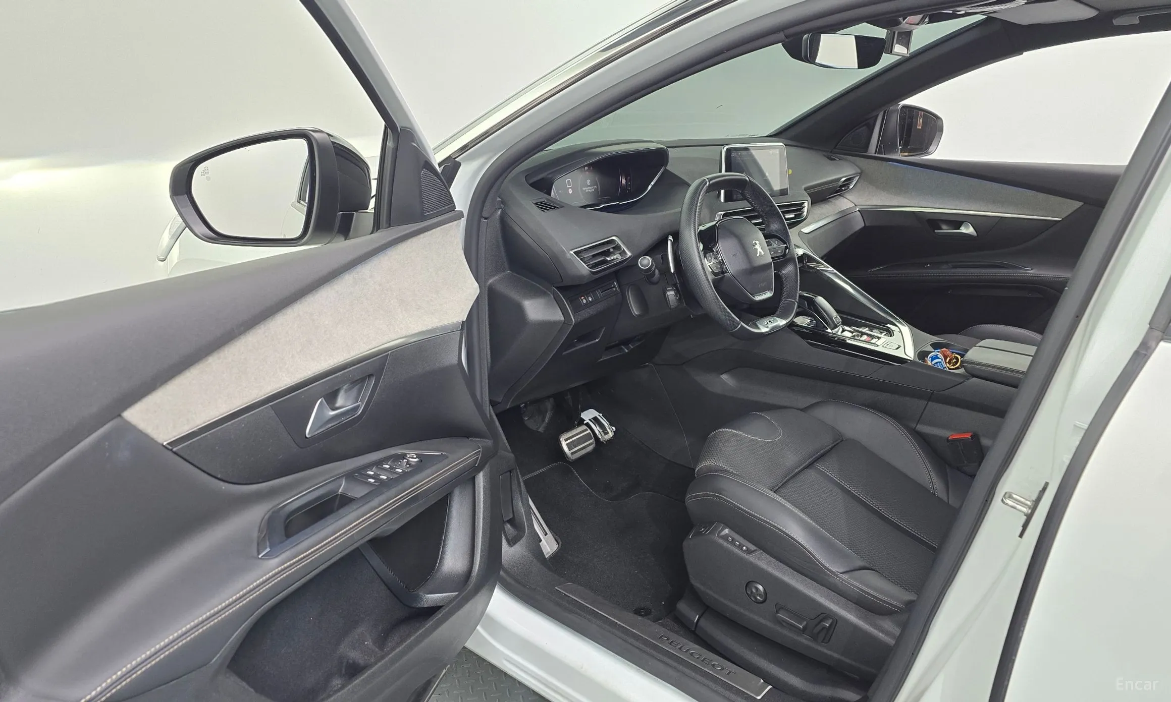 Peugeot 5008 2nd generation превью 10