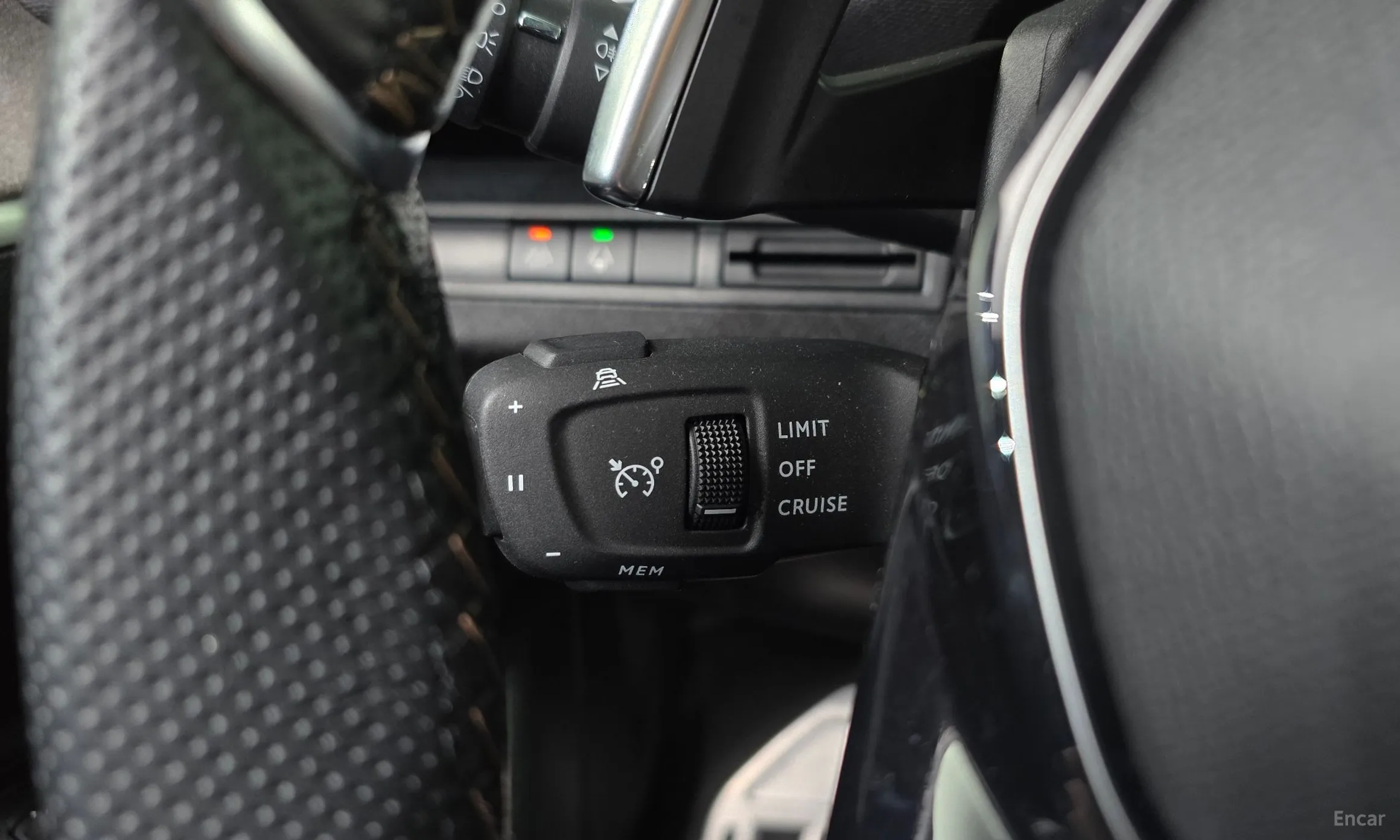 Peugeot 5008 2nd generation превью 17