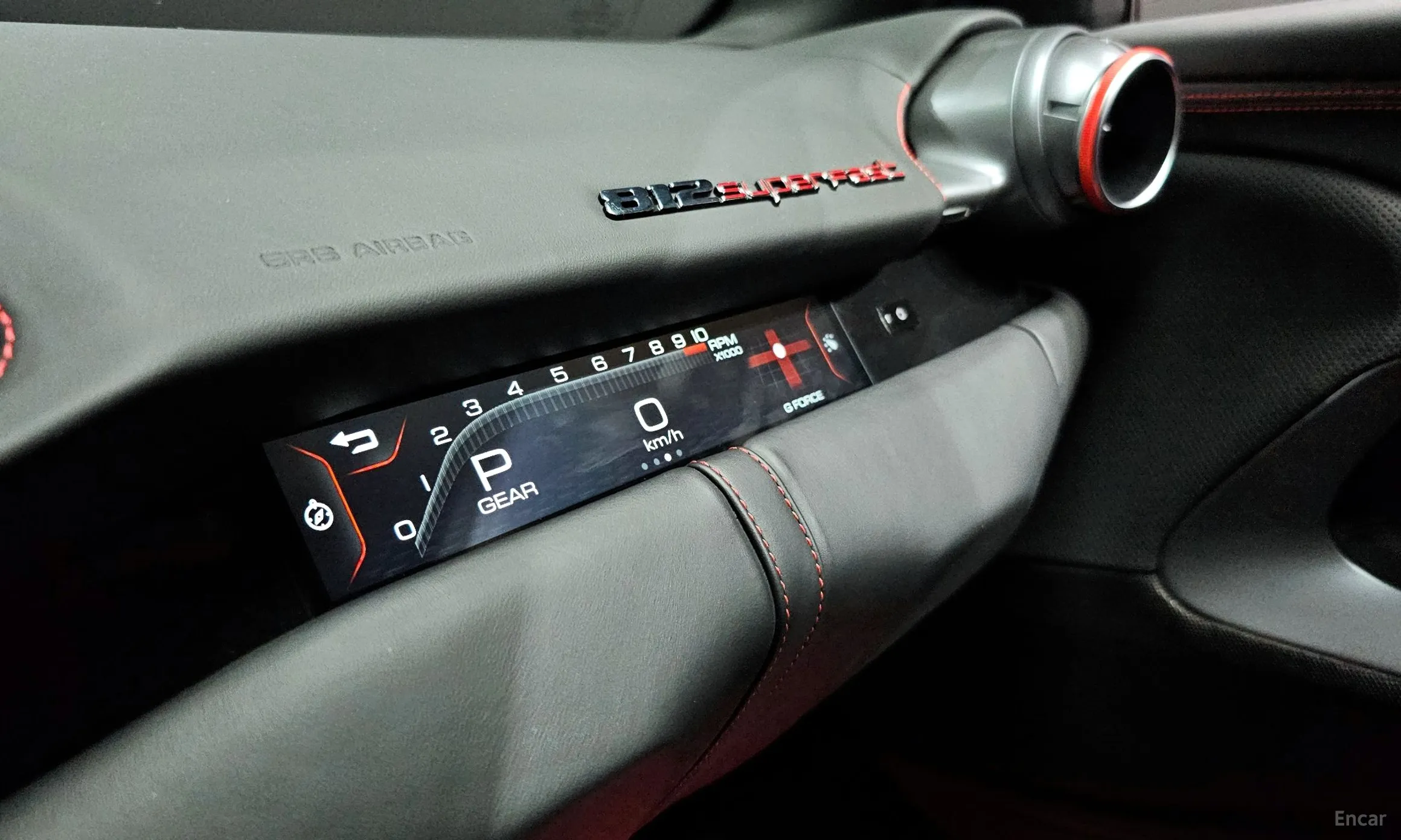Ferrari 812 Superfast превью 13