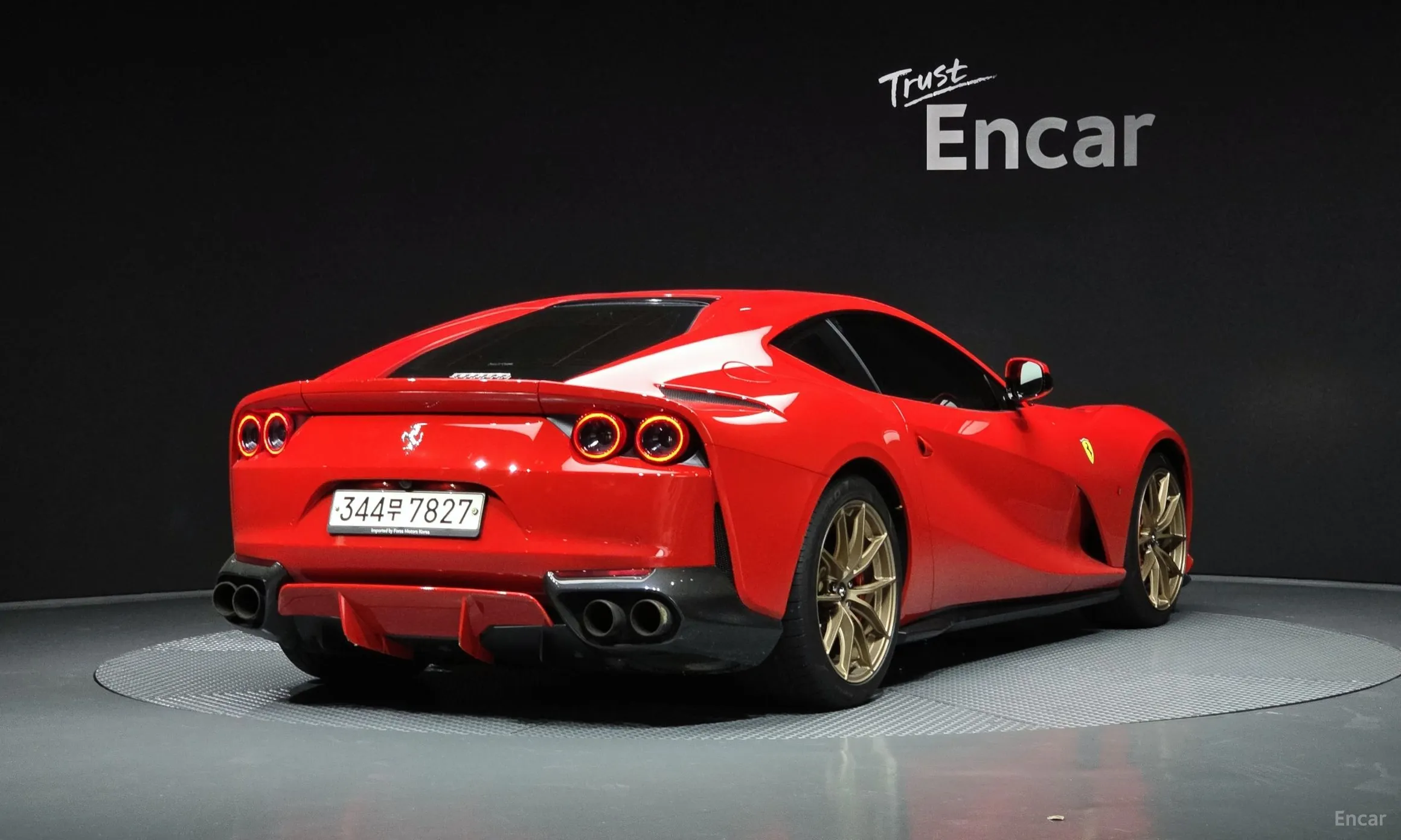 Ferrari 812 Superfast превью 2
