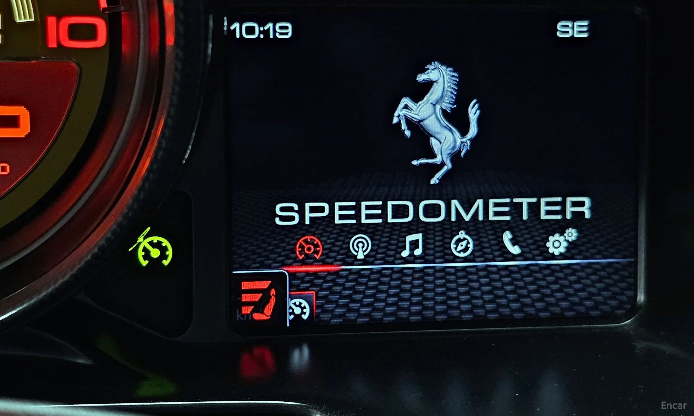 Ferrari 812 Superfast превью 18