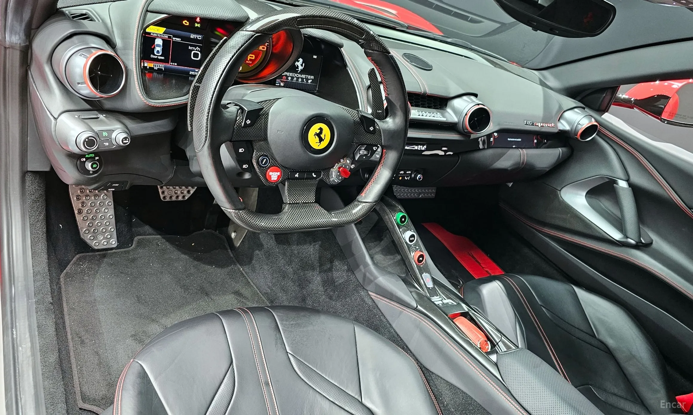 Ferrari 812 Superfast превью 7