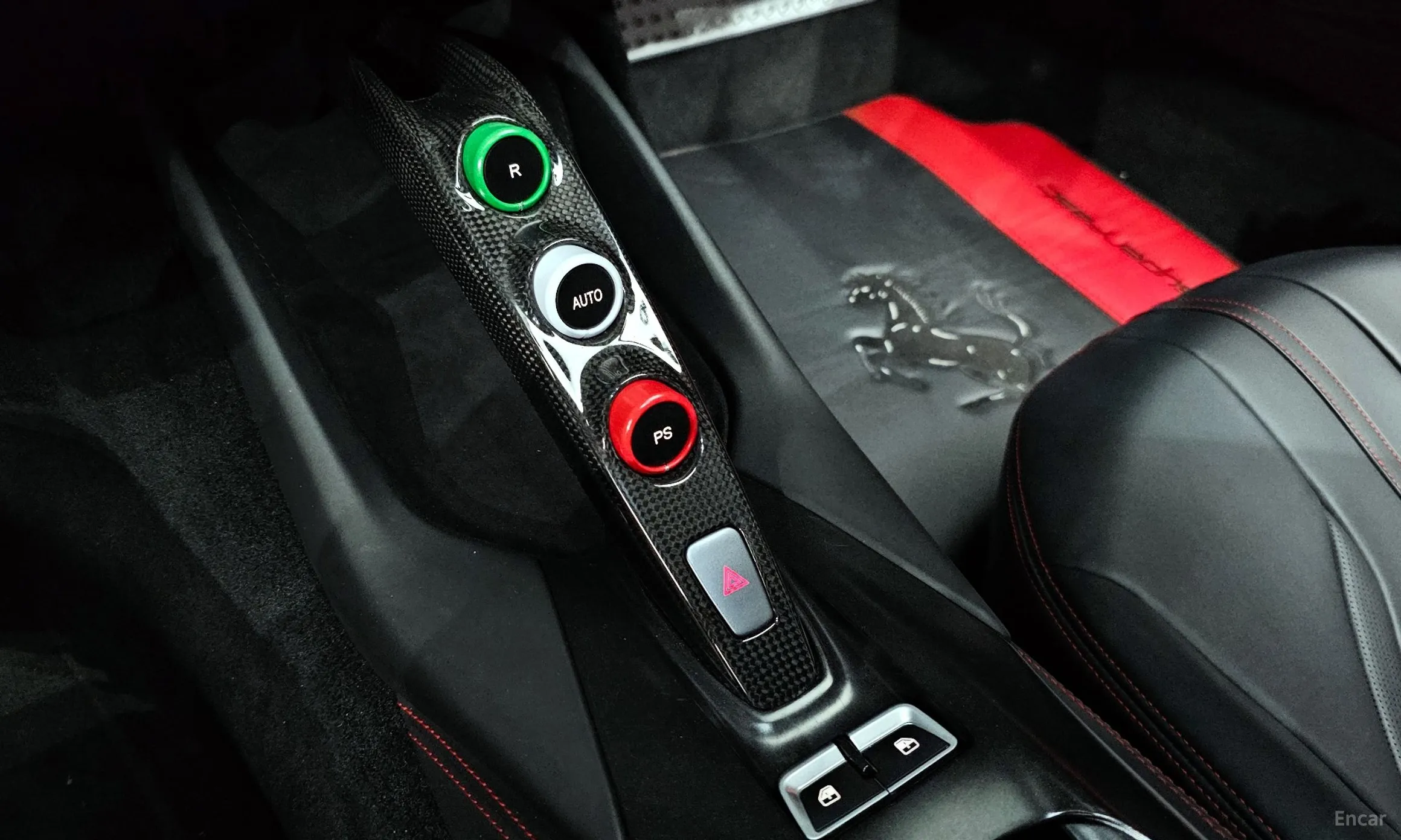 Ferrari 812 Superfast превью 9