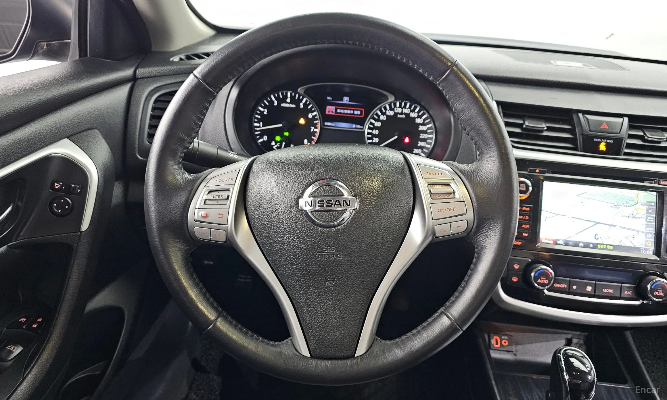 Nissan Altima превью 13