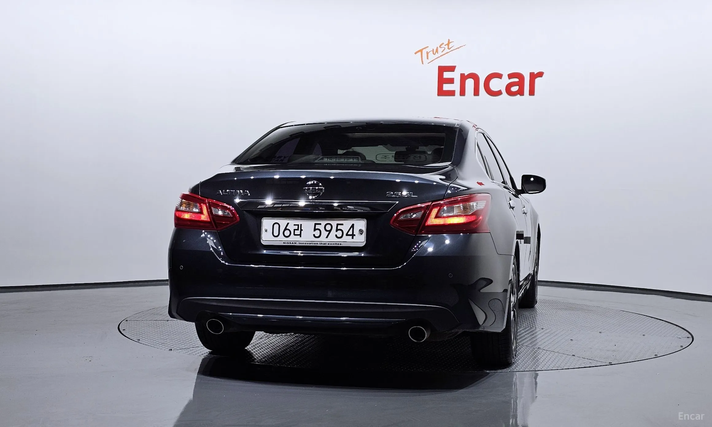 Nissan Altima превью 4