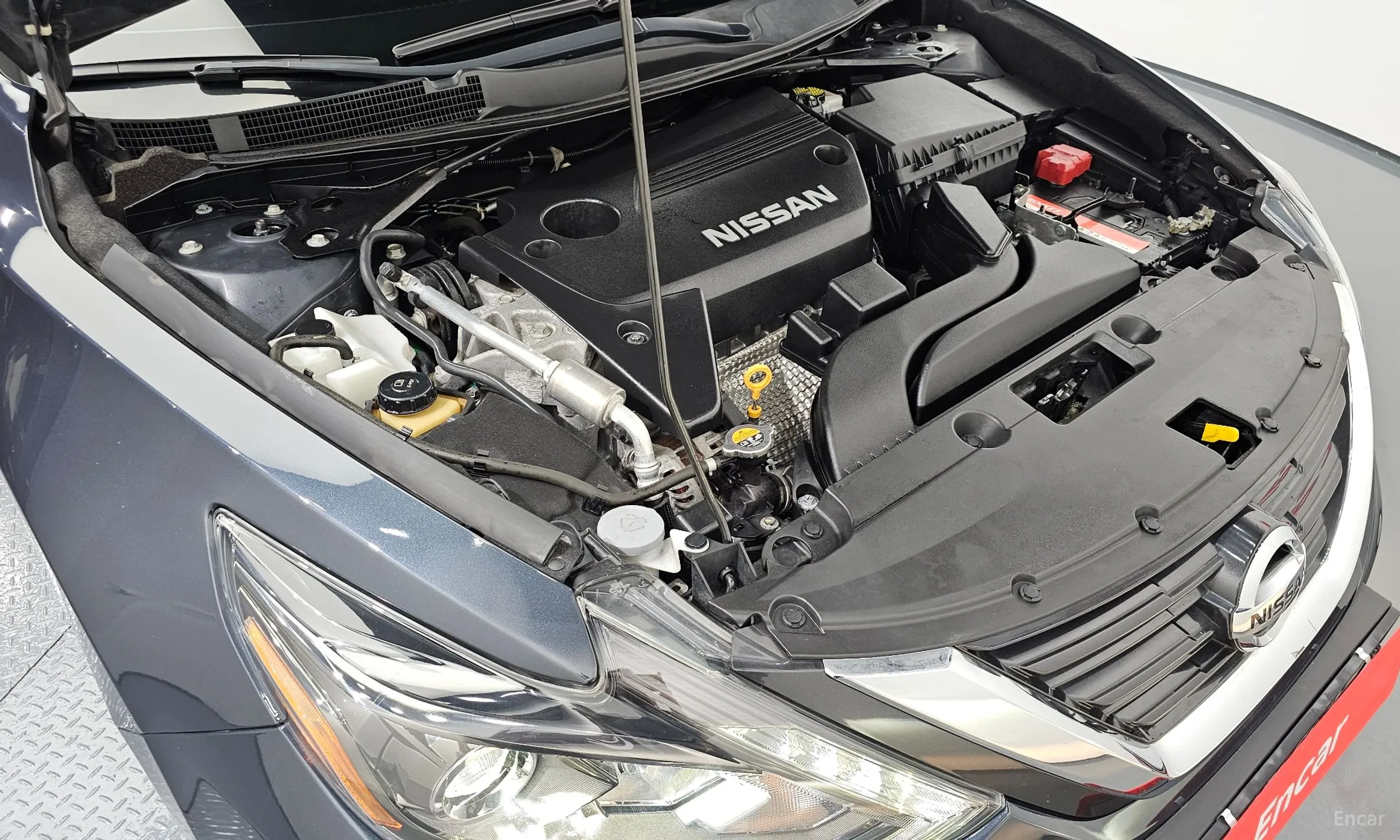 Nissan Altima превью 6