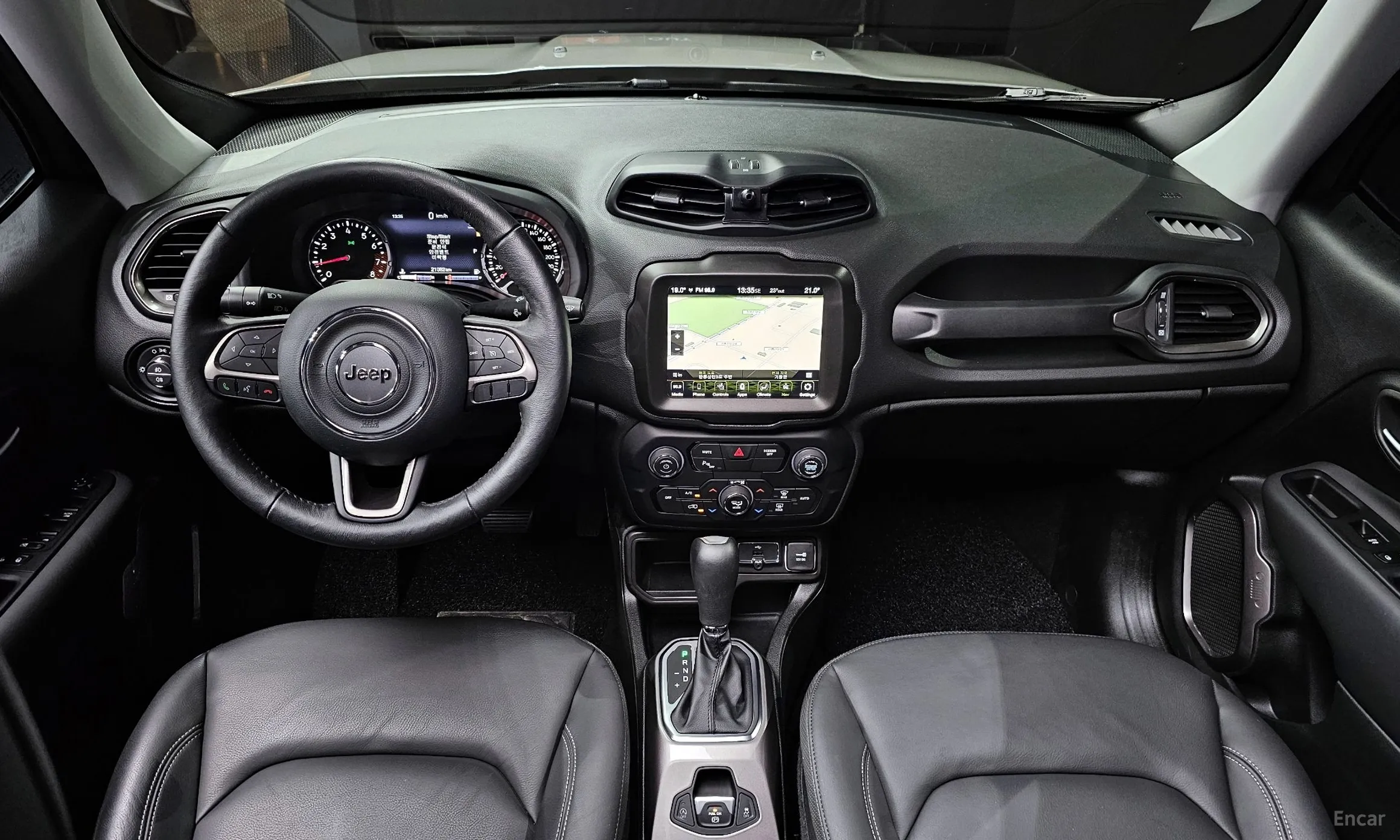 Jeep Renegade превью 7
