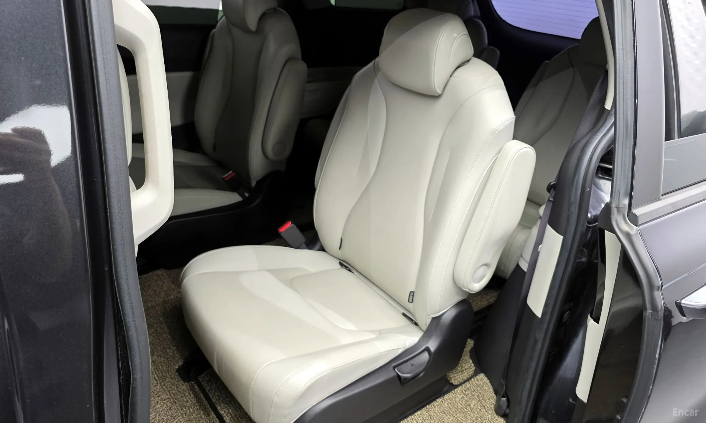 Kia Carnival Gen 4 превью 11