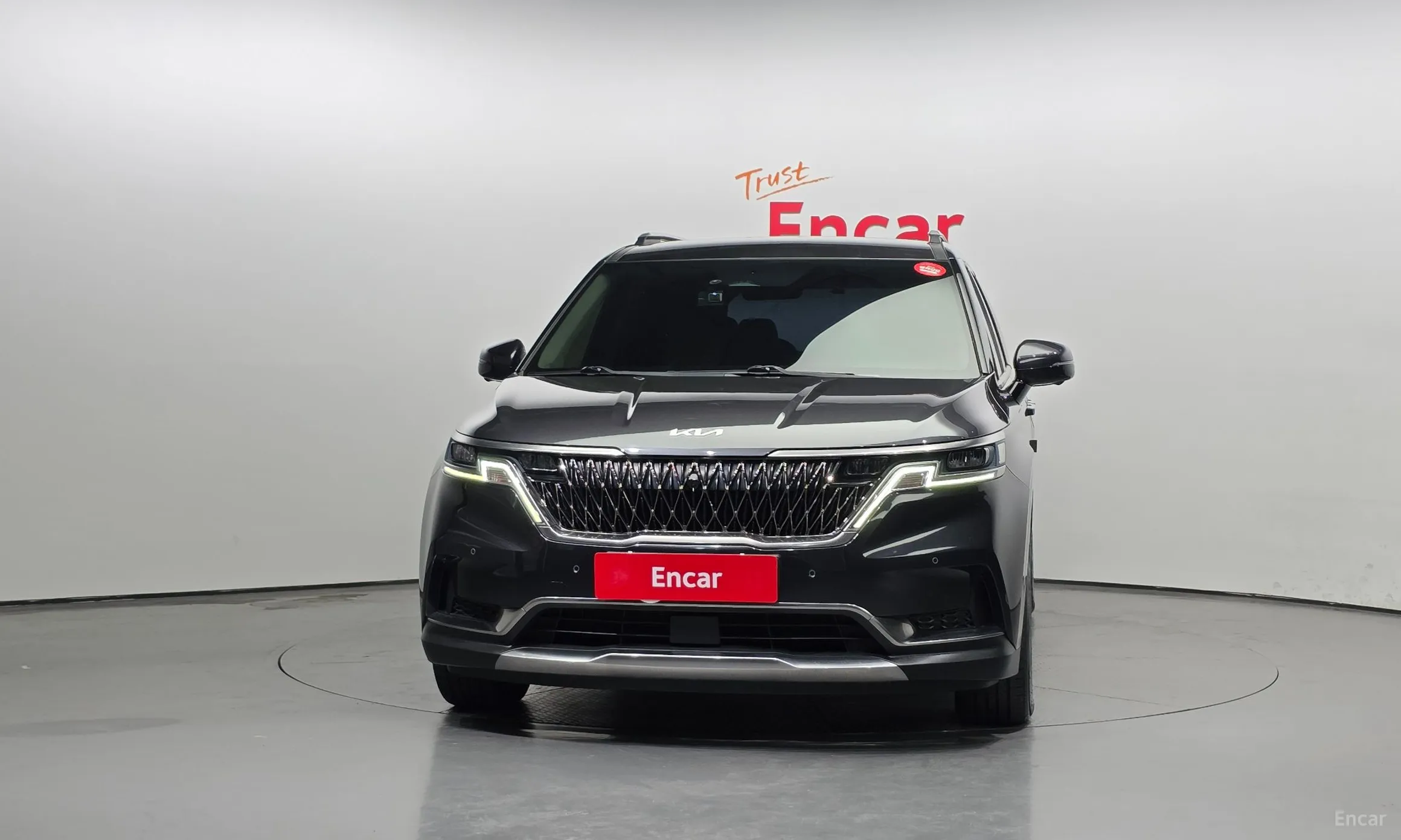Kia Carnival Gen 4 превью 3