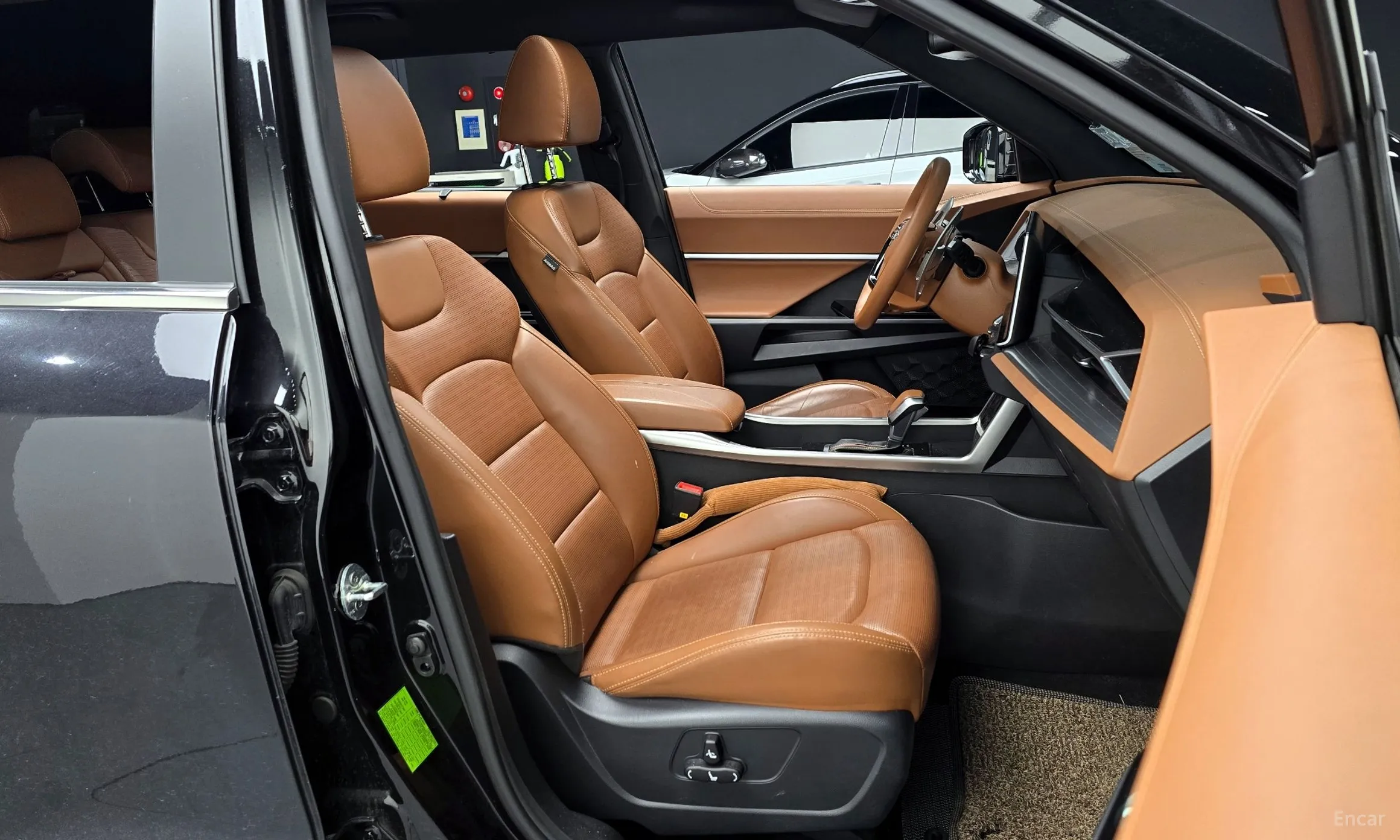 KG Mobility (SsangYong) Torres превью 10