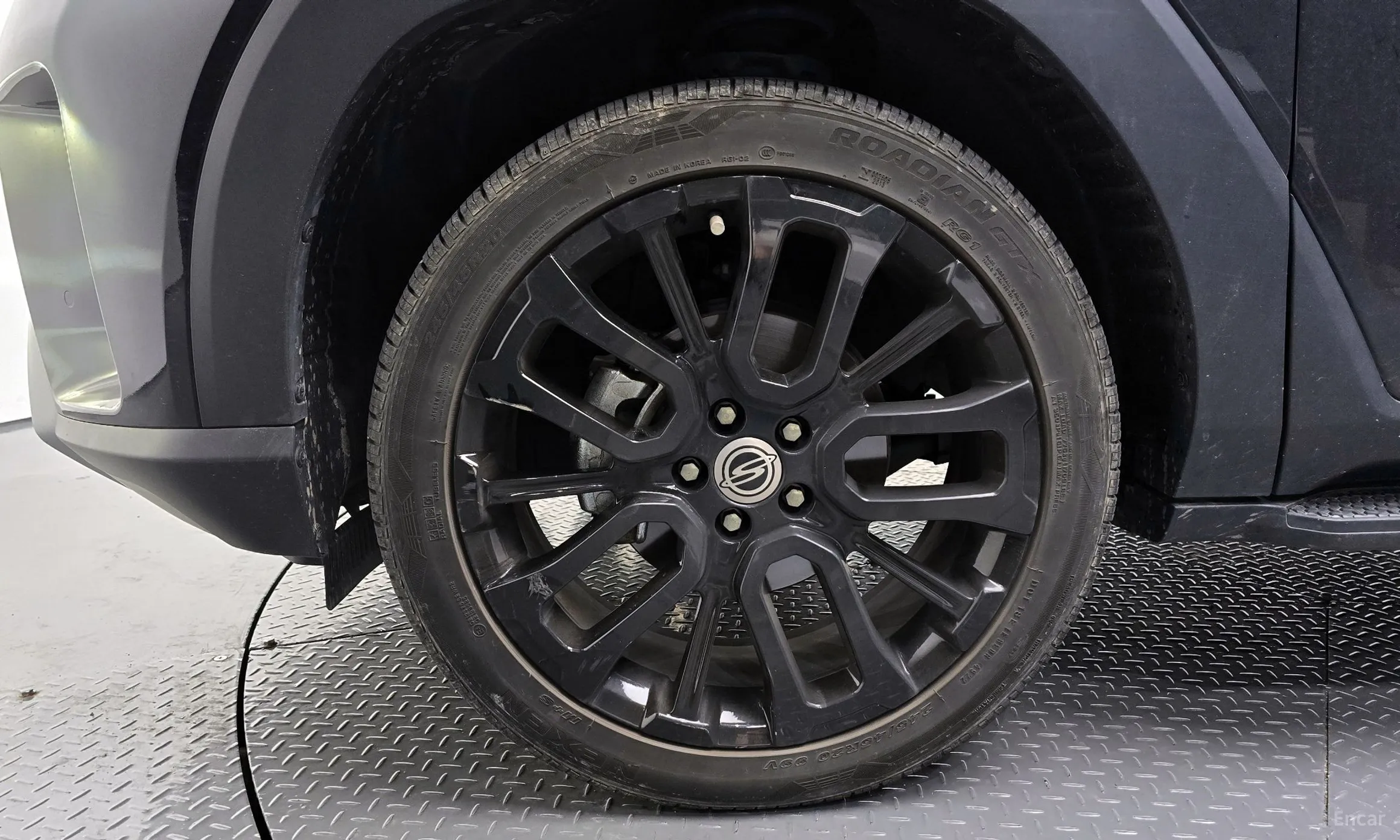 KG Mobility (SsangYong) Torres превью 5