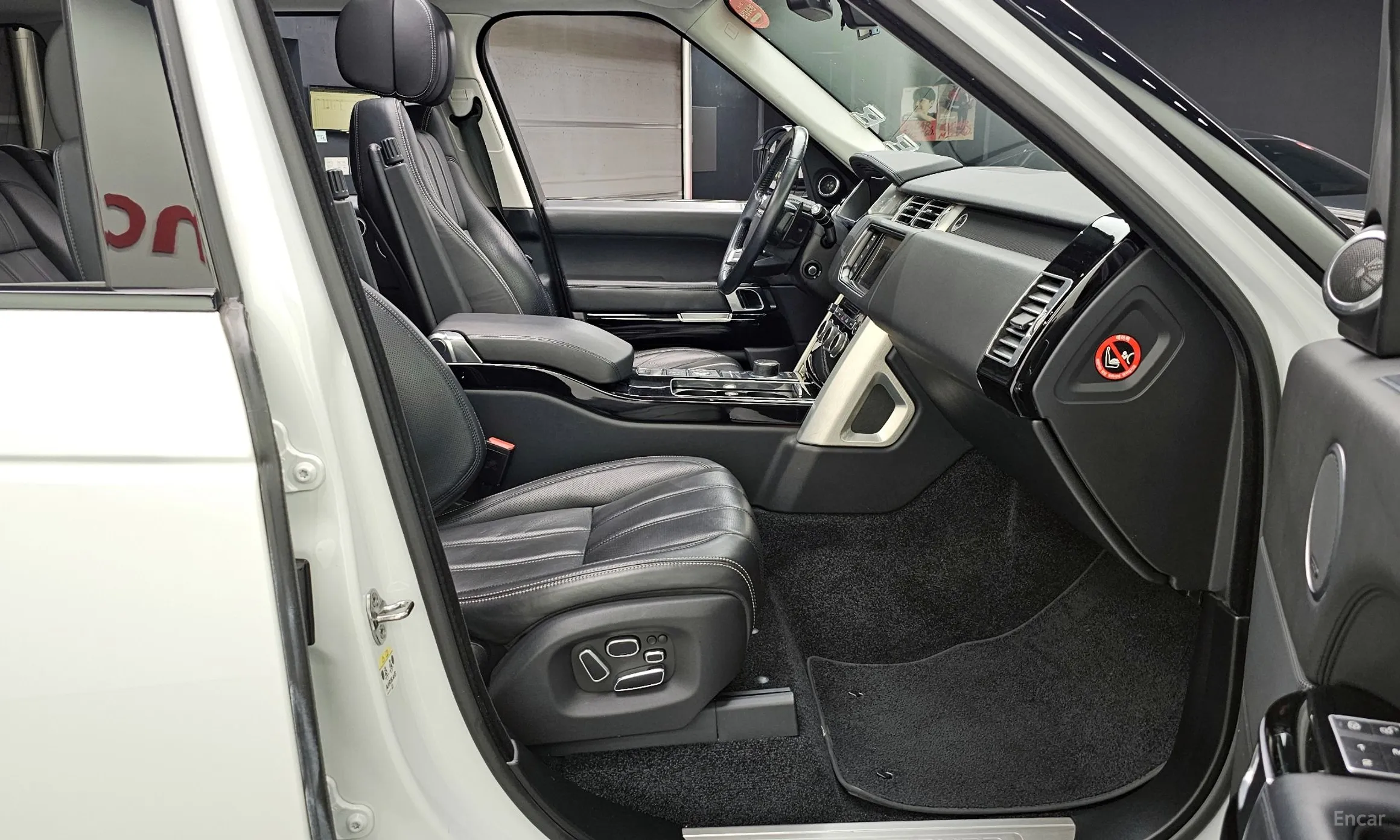 Land Rover Range Rover 4th Generation превью 11
