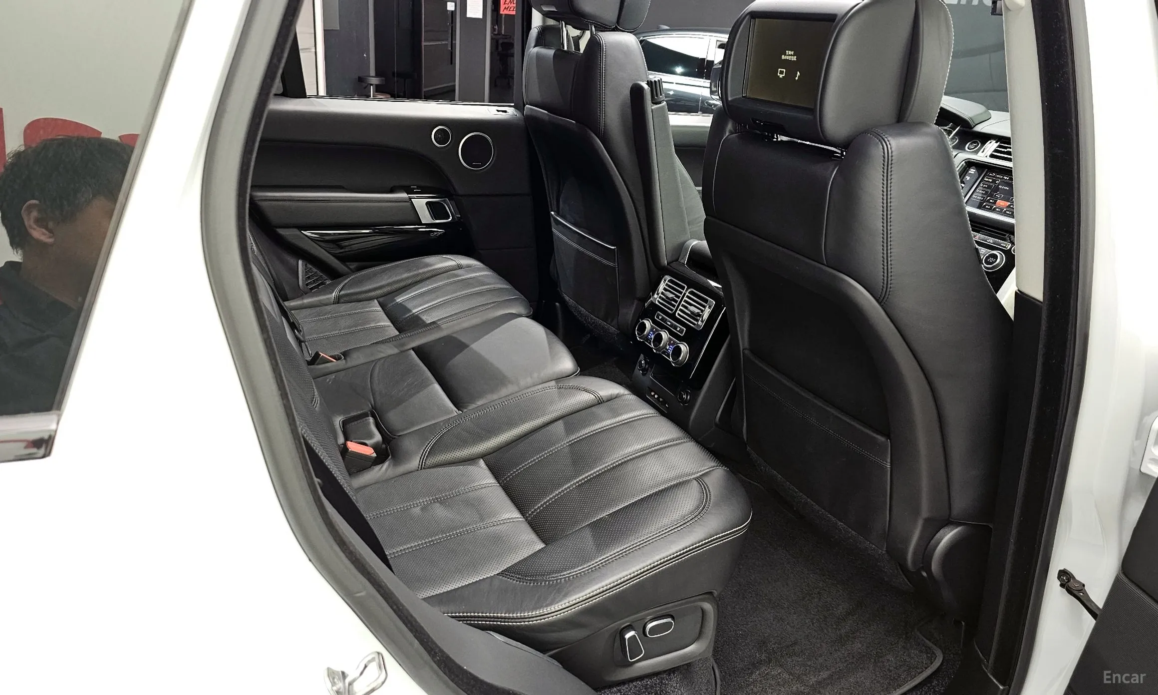 Land Rover Range Rover 4th Generation превью 12