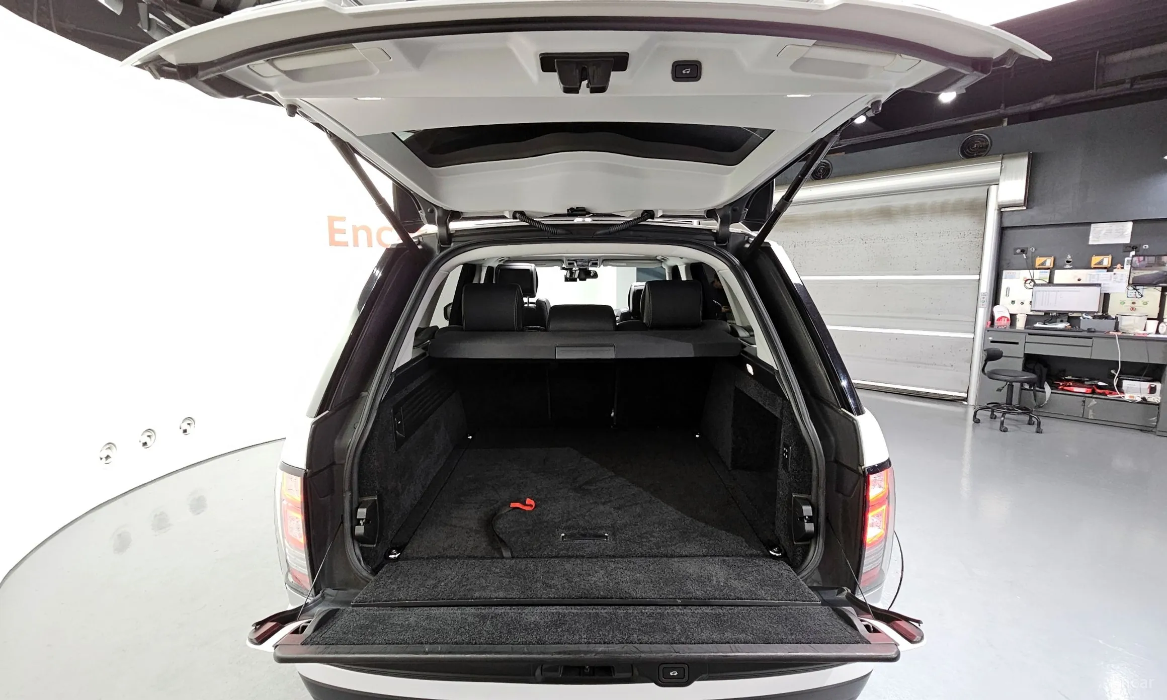 Land Rover Range Rover 4th Generation превью 20