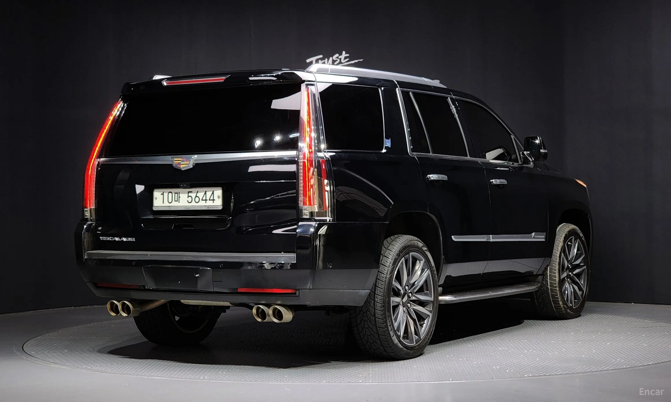 Cadillac Escalade превью 2