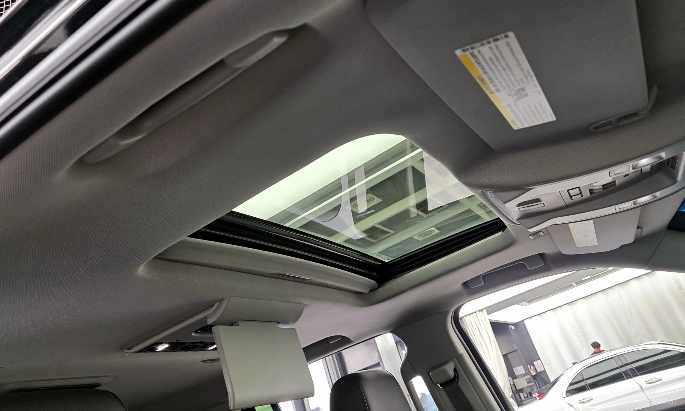Cadillac Escalade превью 17