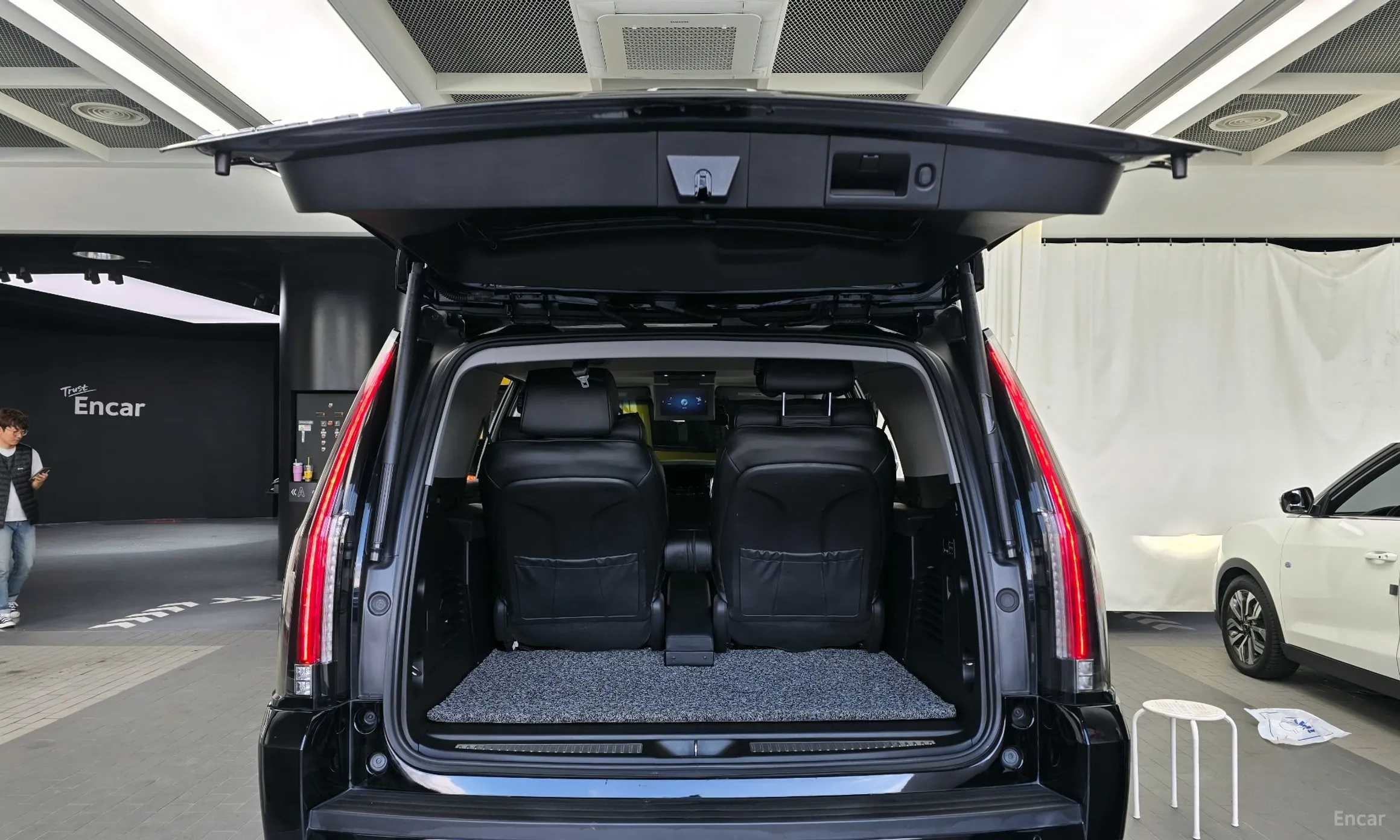 Cadillac Escalade превью 20