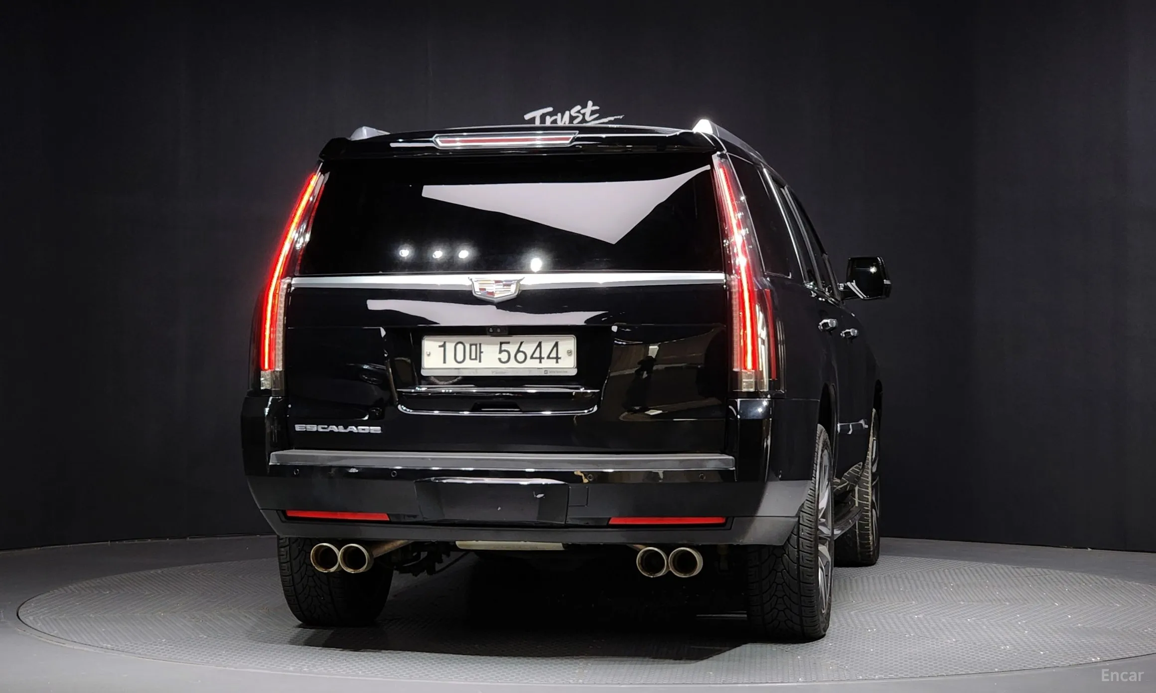 Cadillac Escalade превью 4