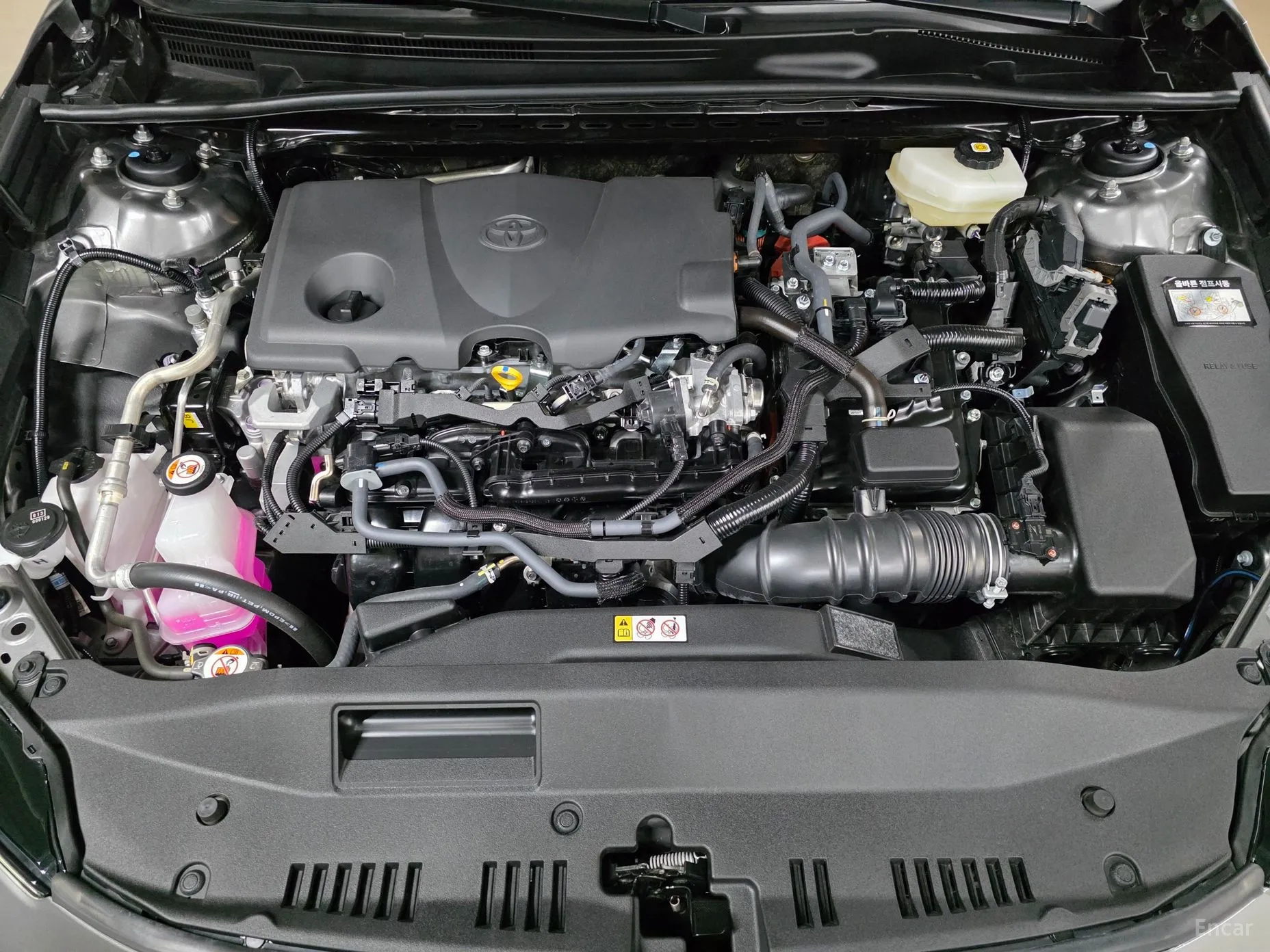 Toyota Camry (XV80) превью 6