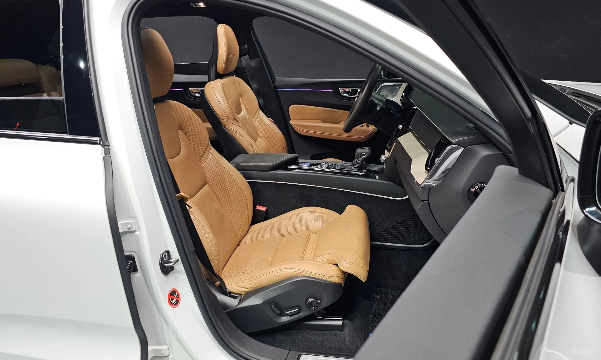 Volvo XC60 Gen 2 превью 10