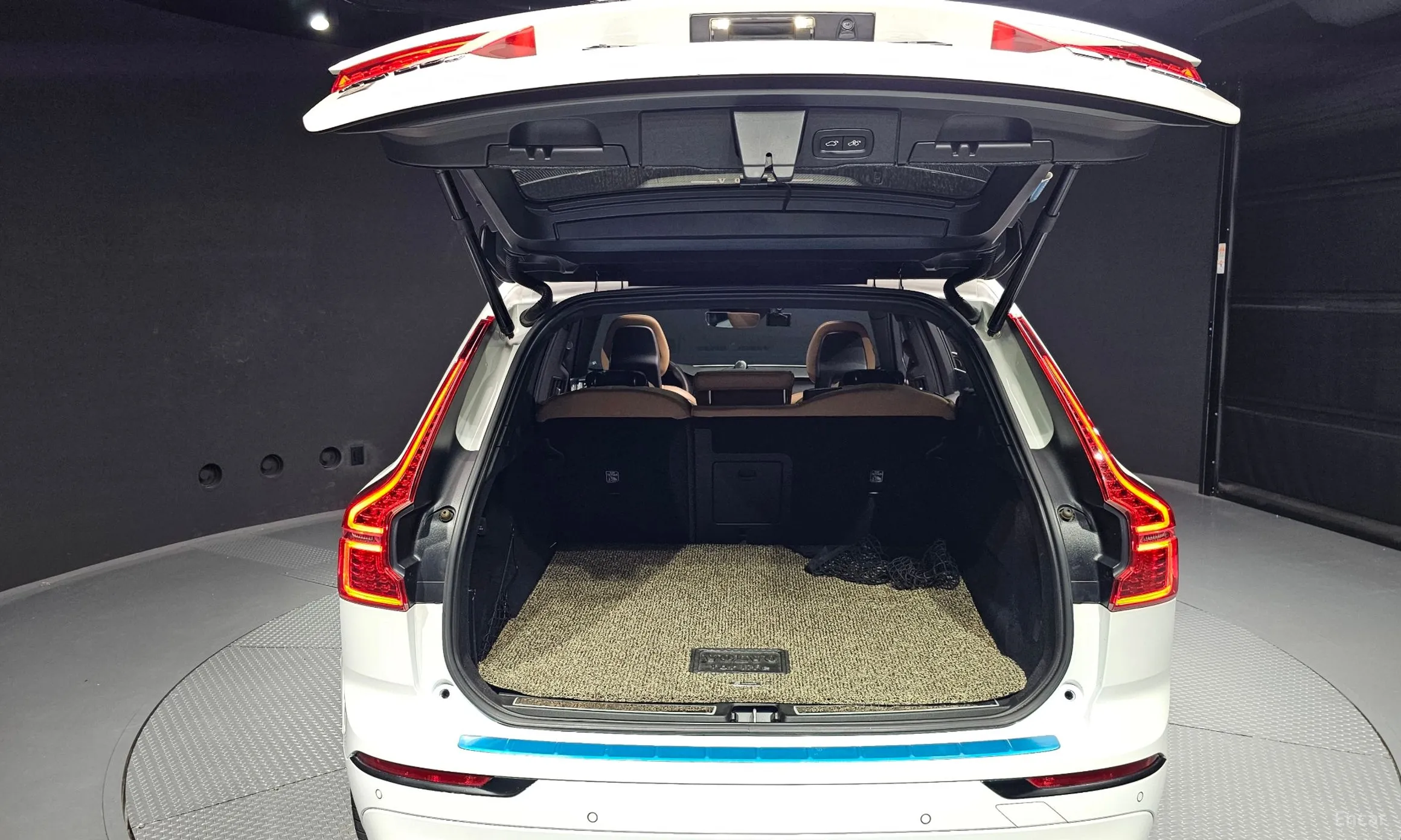 Volvo XC60 Gen 2 превью 20