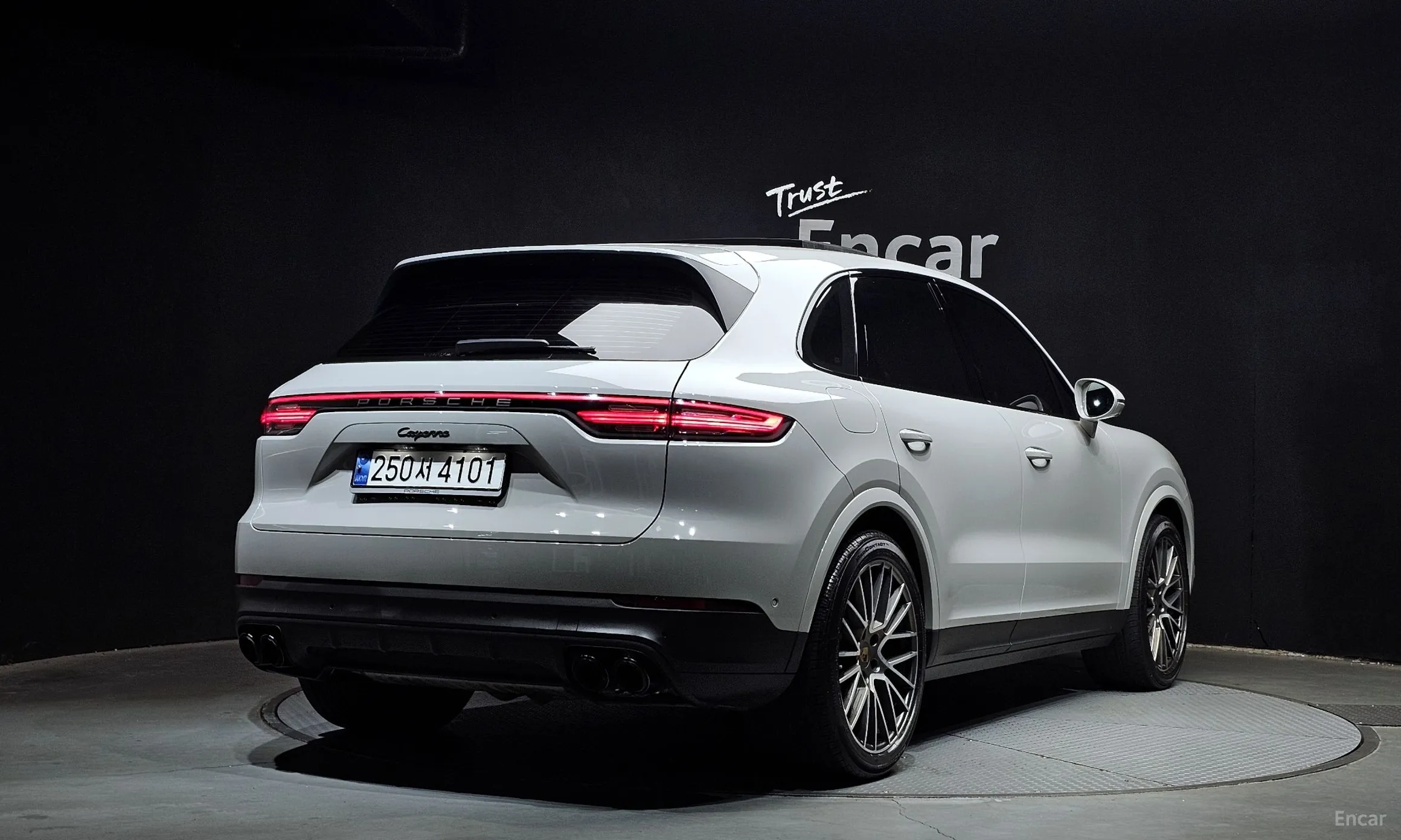 Porsche Cayenne (PO536) превью 2