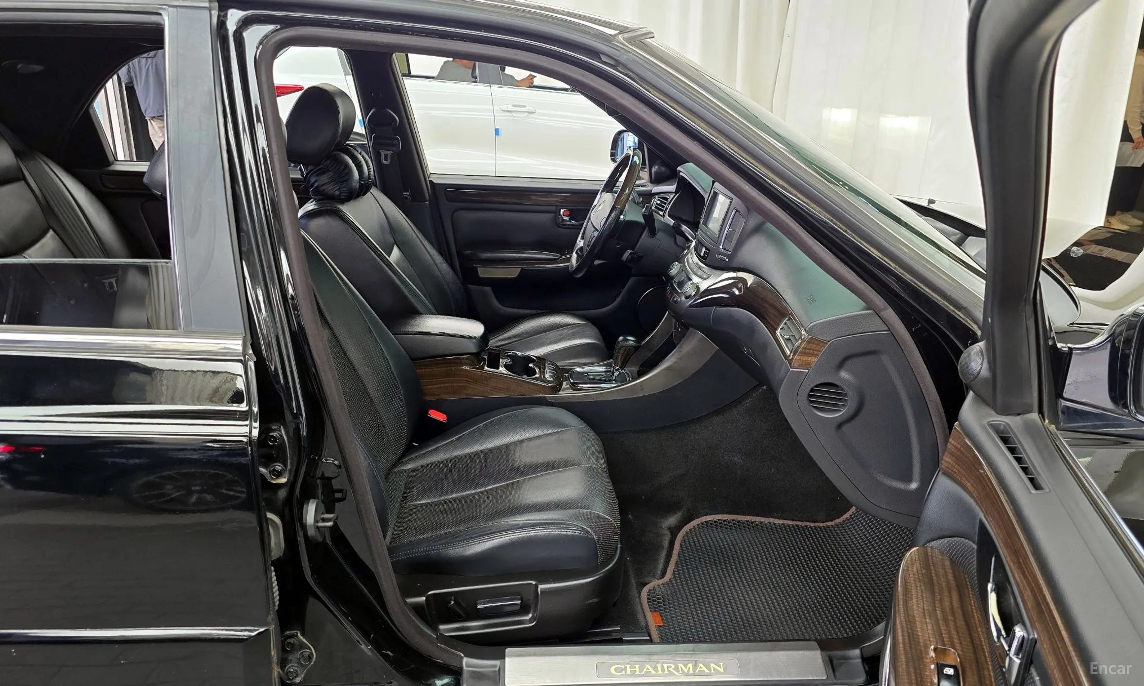 KG Mobility (SsangYong) Chairman H New Classic превью 11