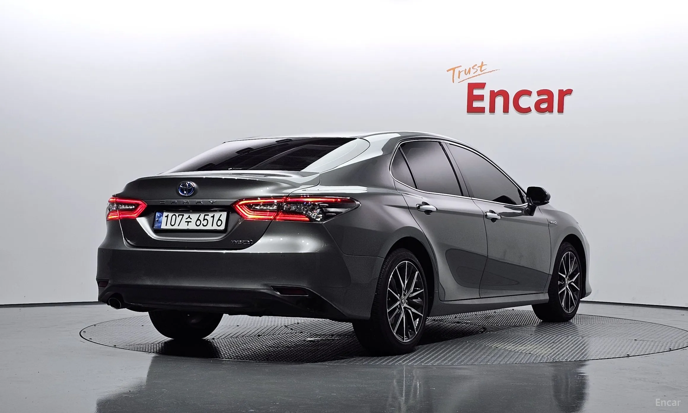 Toyota Camry (XV70)