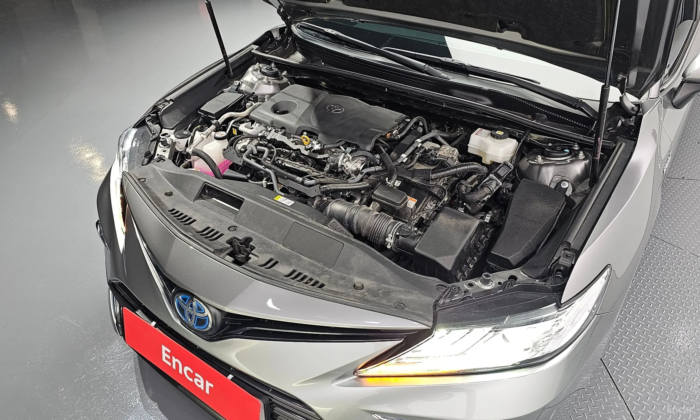 Toyota Camry (XV70) превью 6