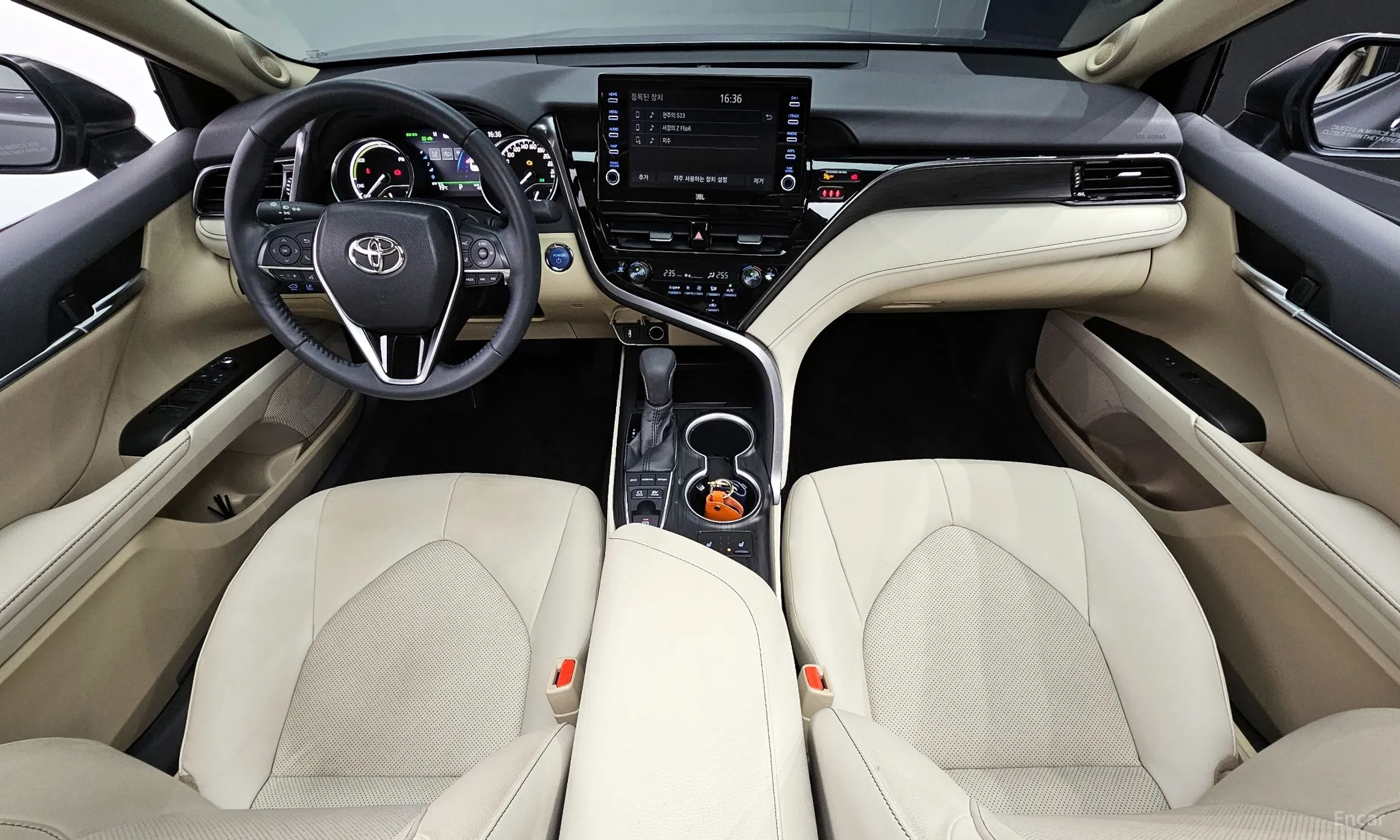 Toyota Camry (XV70) превью 7