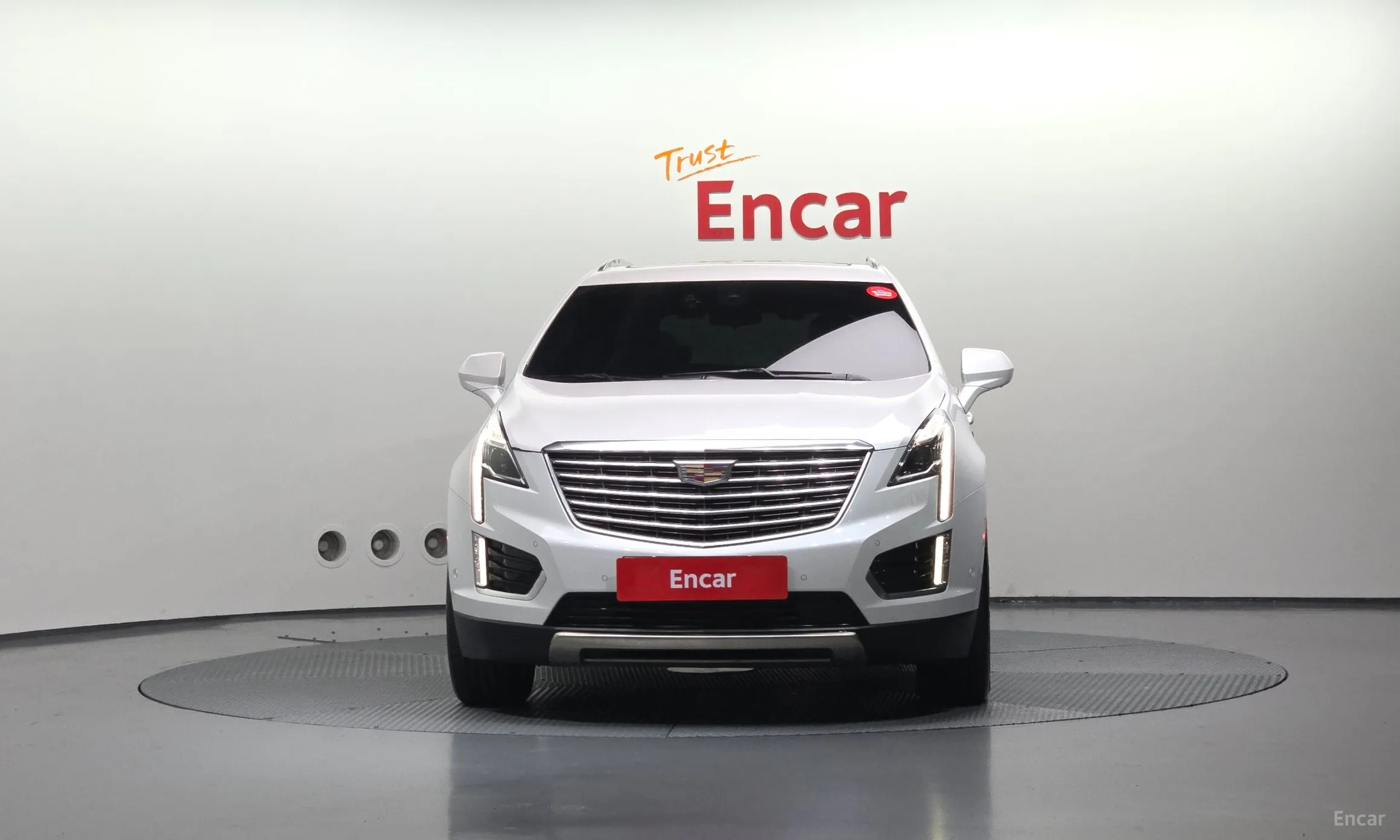 Cadillac XT5 превью 3